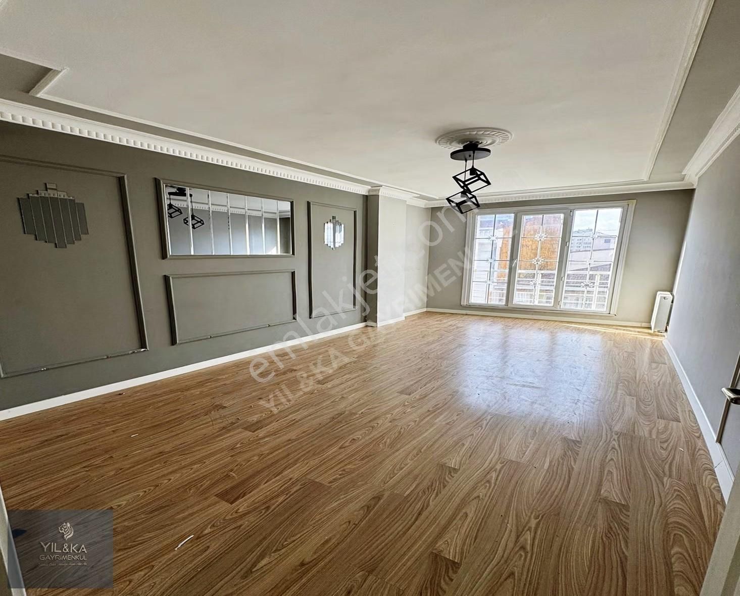 Yıl&ka Gayrimenkulden Talatpaşa Mahallesinde 1+1 Arakat Daire