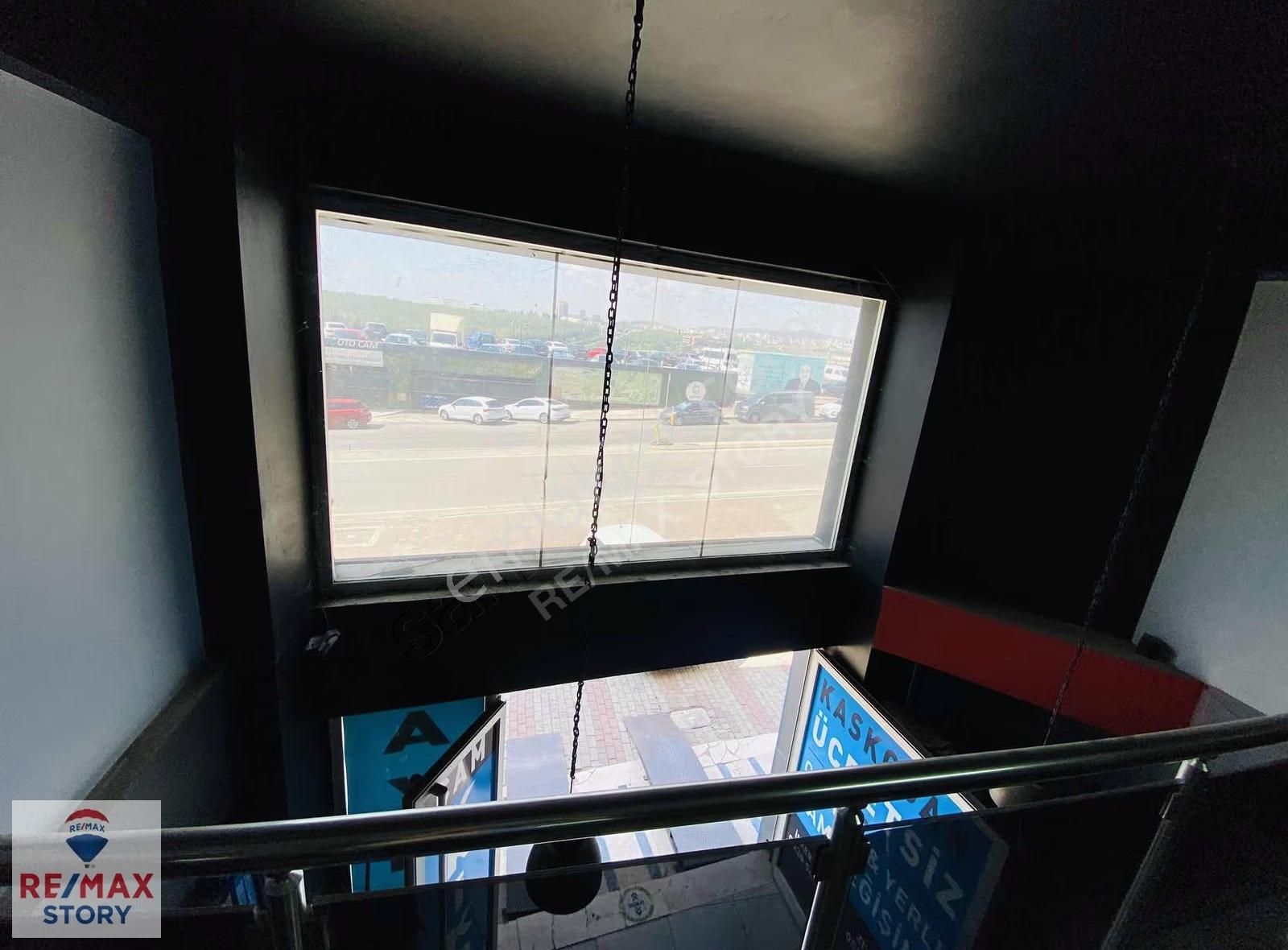 Çayırova Fatıh Caddesı'nde Reklam Değerı Yüksek Satılık Dükkan - Görsel 6