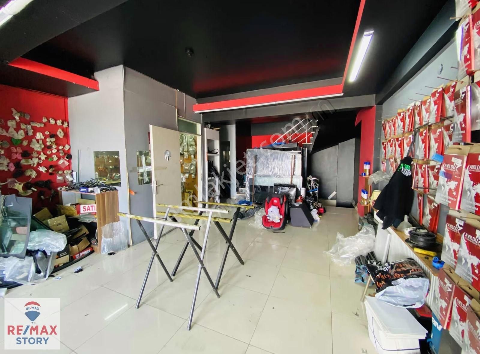 Çayırova Fatıh Caddesı'nde Reklam Değerı Yüksek Satılık Dükkan - Görsel 2