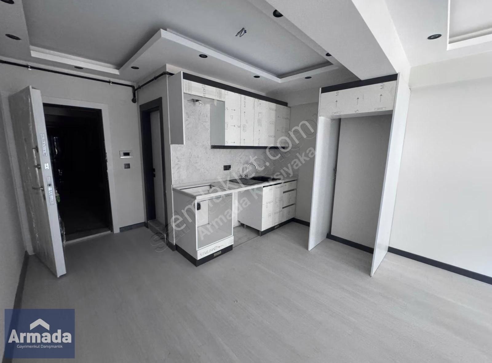 Seyrekte Geniş Kullanım Alanına Sahip 1+1 Daire - Görsel 7