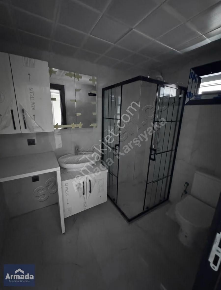 Seyrekte Geniş Kullanım Alanına Sahip 1+1 Daire - Görsel 9