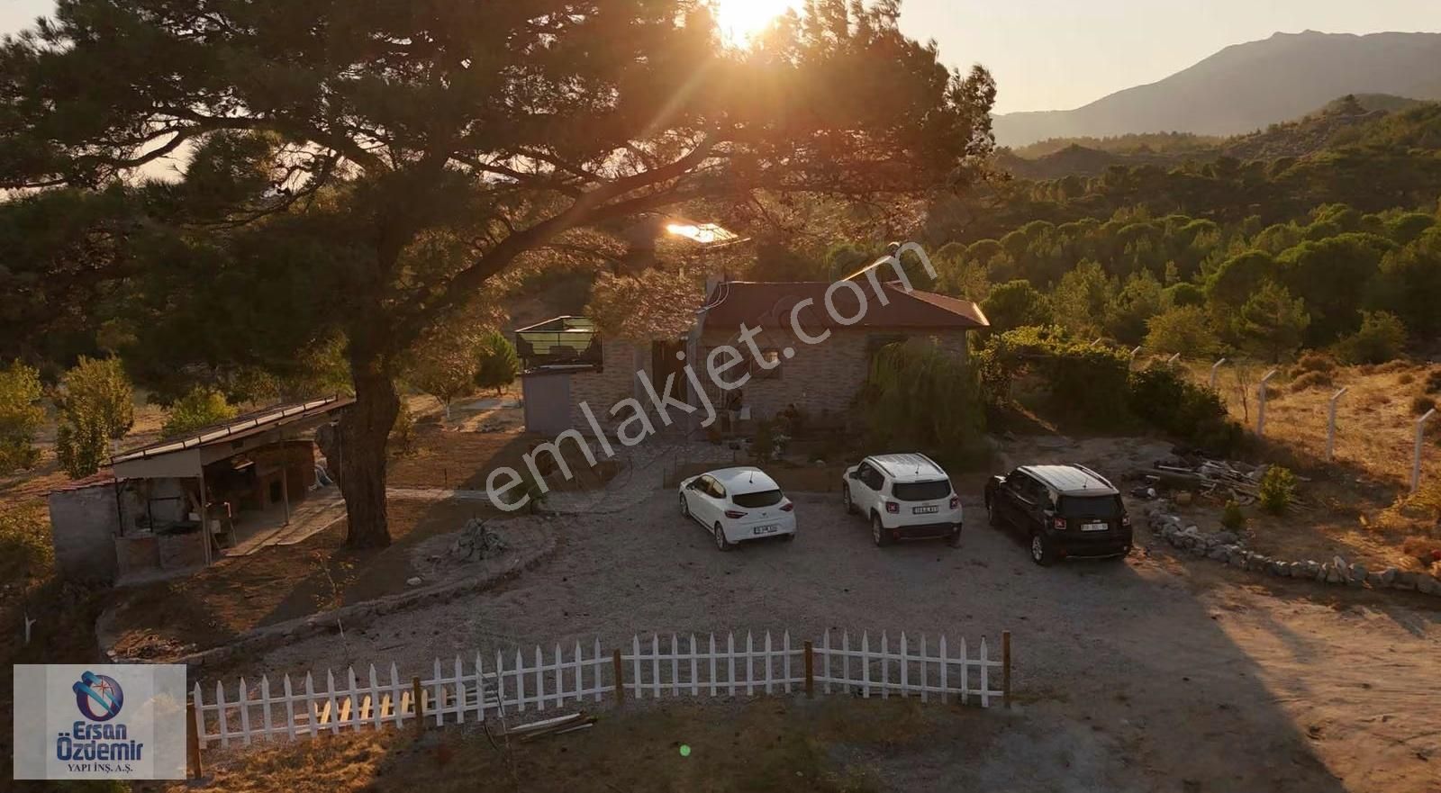 Ersan Özdemir İnşaattan Kazdağlarında Satılık Eşsiz Çiftlik Evi