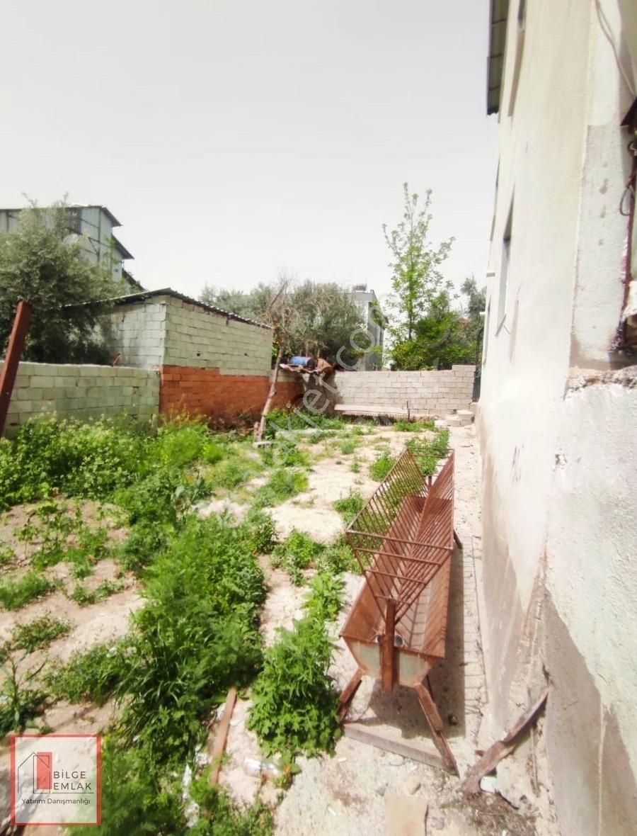 Aksu Mandırlar'da 3 Katlı Bahçeli Müstakil Ev - Görsel 29