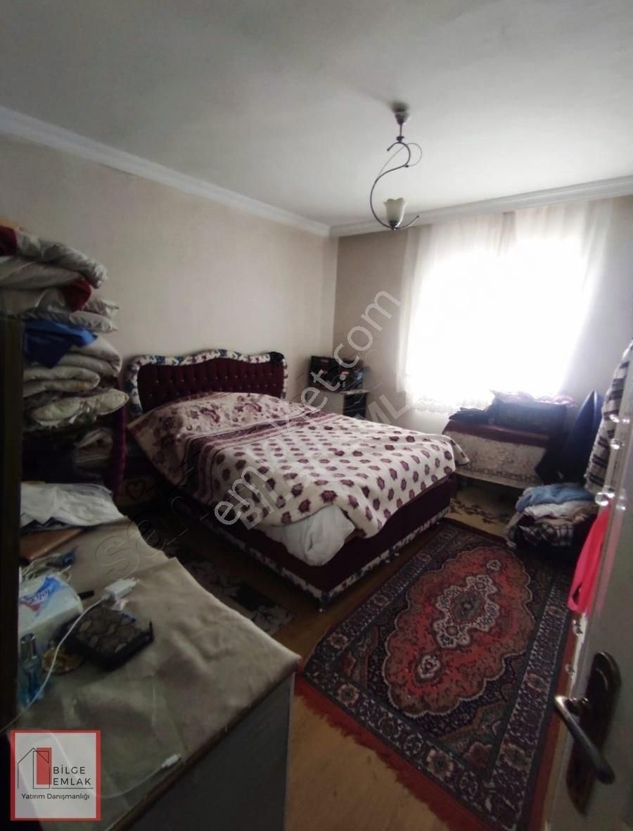 Aksu Mandırlar'da 3 Katlı Bahçeli Müstakil Ev - Görsel 2