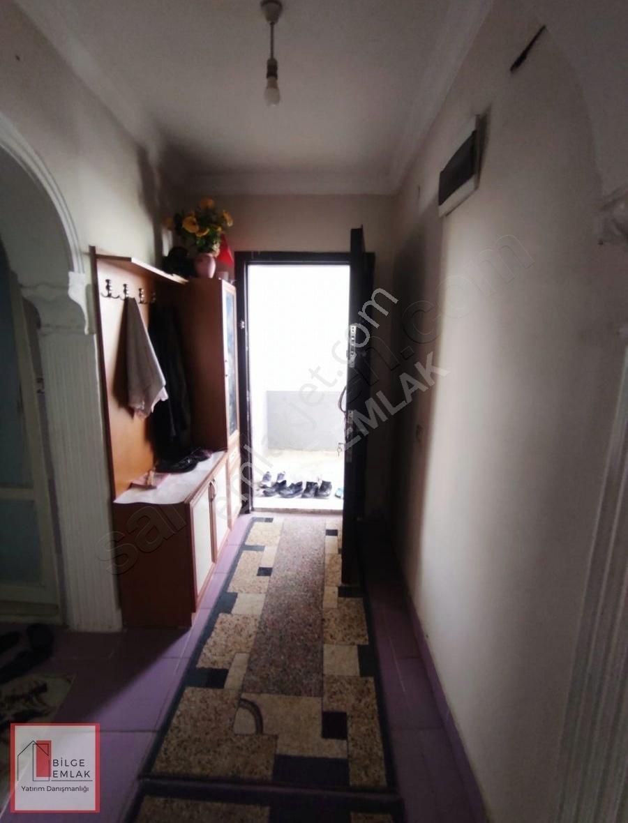 Aksu Mandırlar'da 3 Katlı Bahçeli Müstakil Ev - Görsel 35