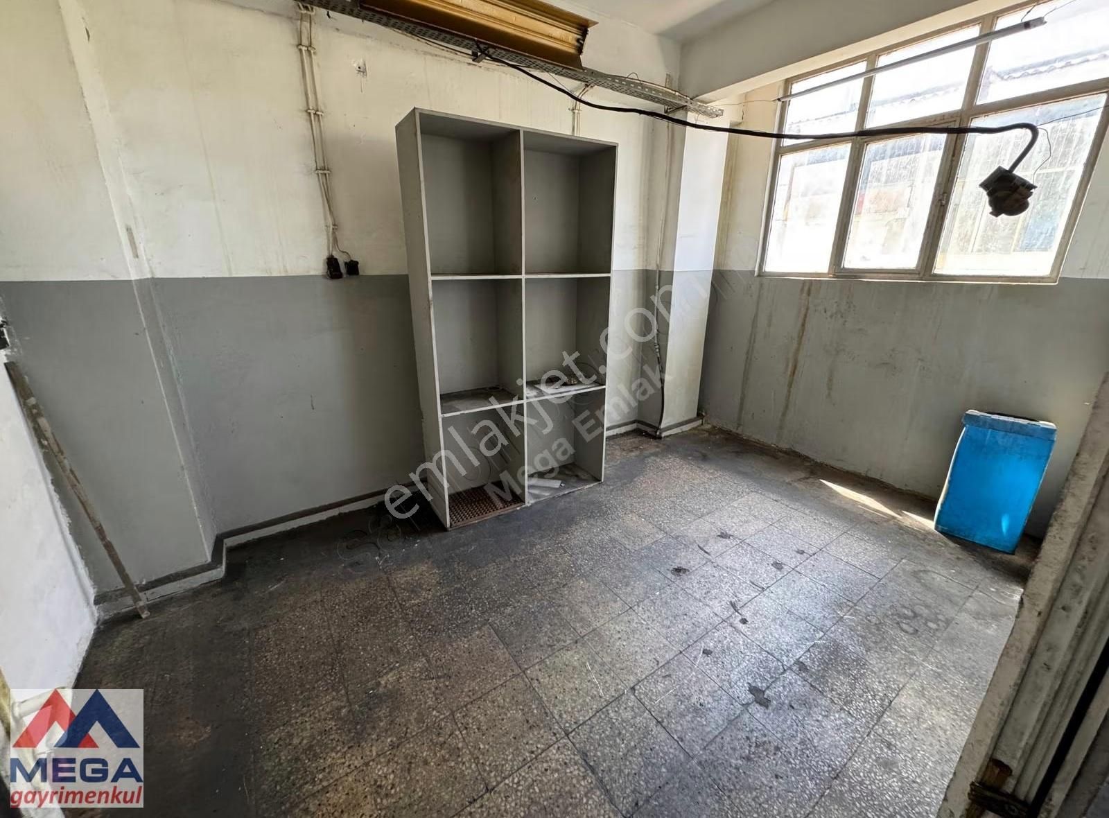 Dolayoba Sanayi Sitesinde Satılık Atölye - Görsel 6