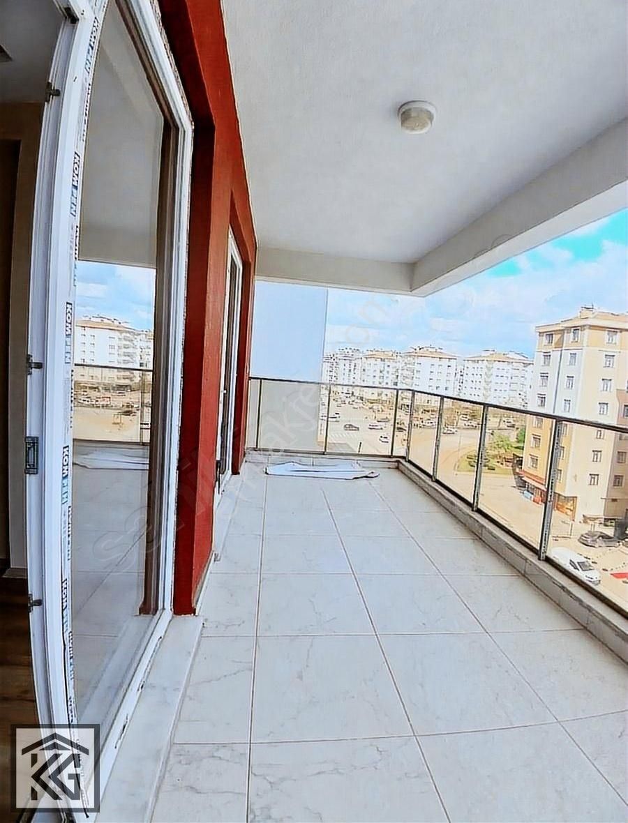 İljandarma Fetih Caddesi Ankara Yolu Ulubatlıhasan Arakat 3+1 - Görsel 14