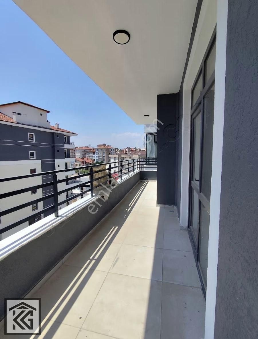 Hamzaoğlu Mahallesi İskanlı Satılık 3+1 Arakat Daire - Görsel 7