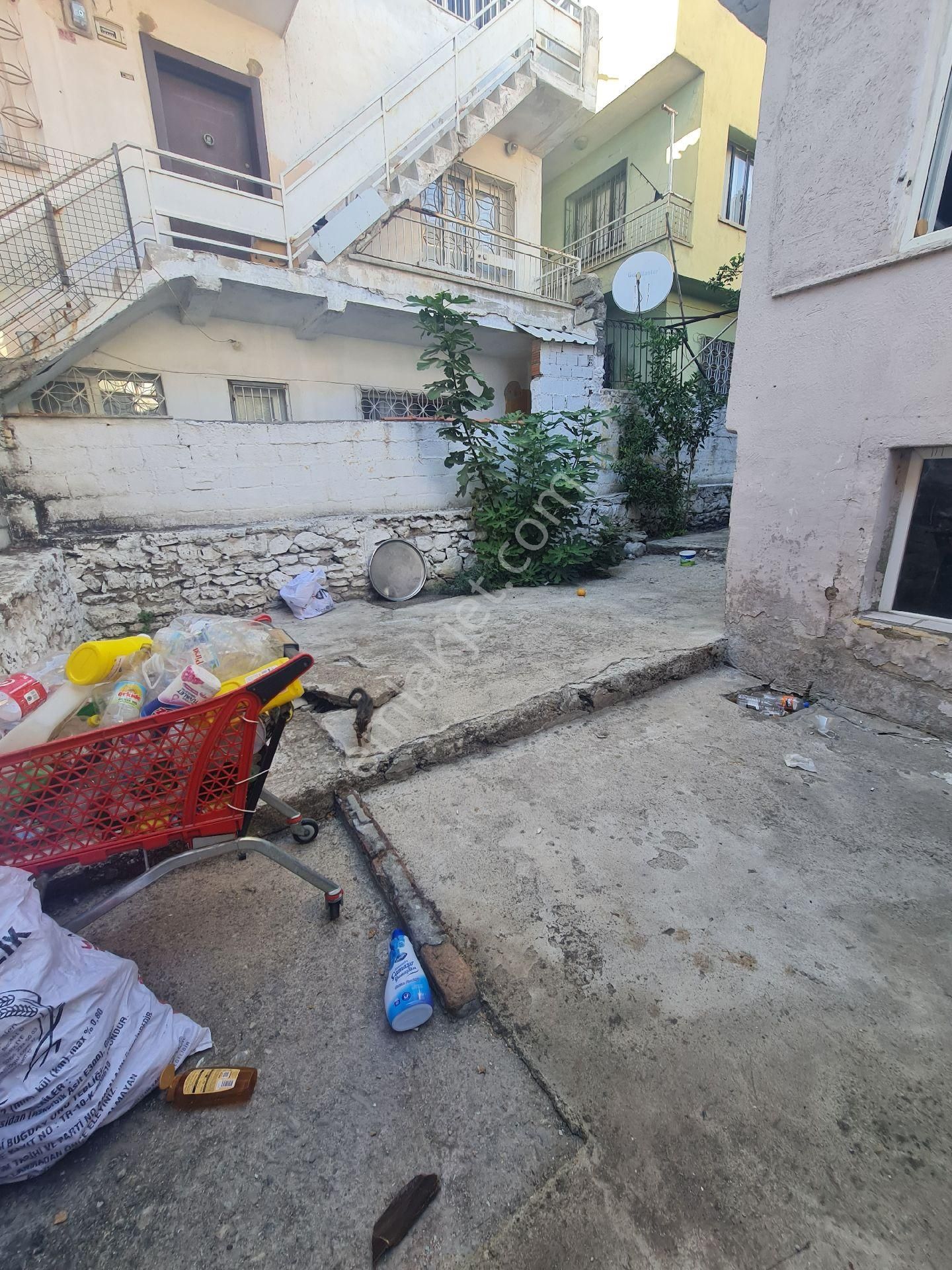 İzmir Konak Zafertepe Mahallesi Satılık 170 M2 Bahçeli Müstakil Ev - Görsel 19