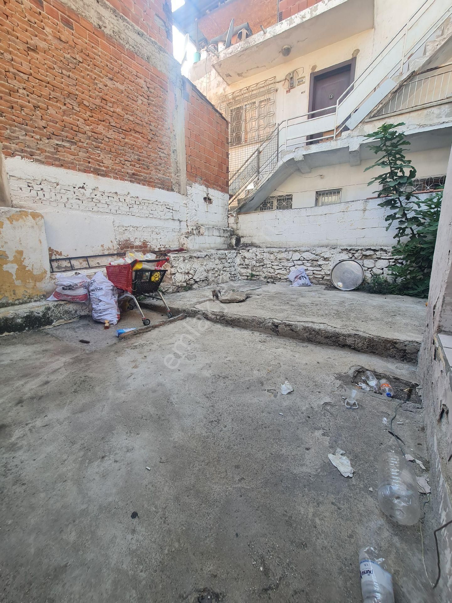 İzmir Konak Zafertepe Mahallesi Satılık 170 M2 Bahçeli Müstakil Ev - Görsel 22