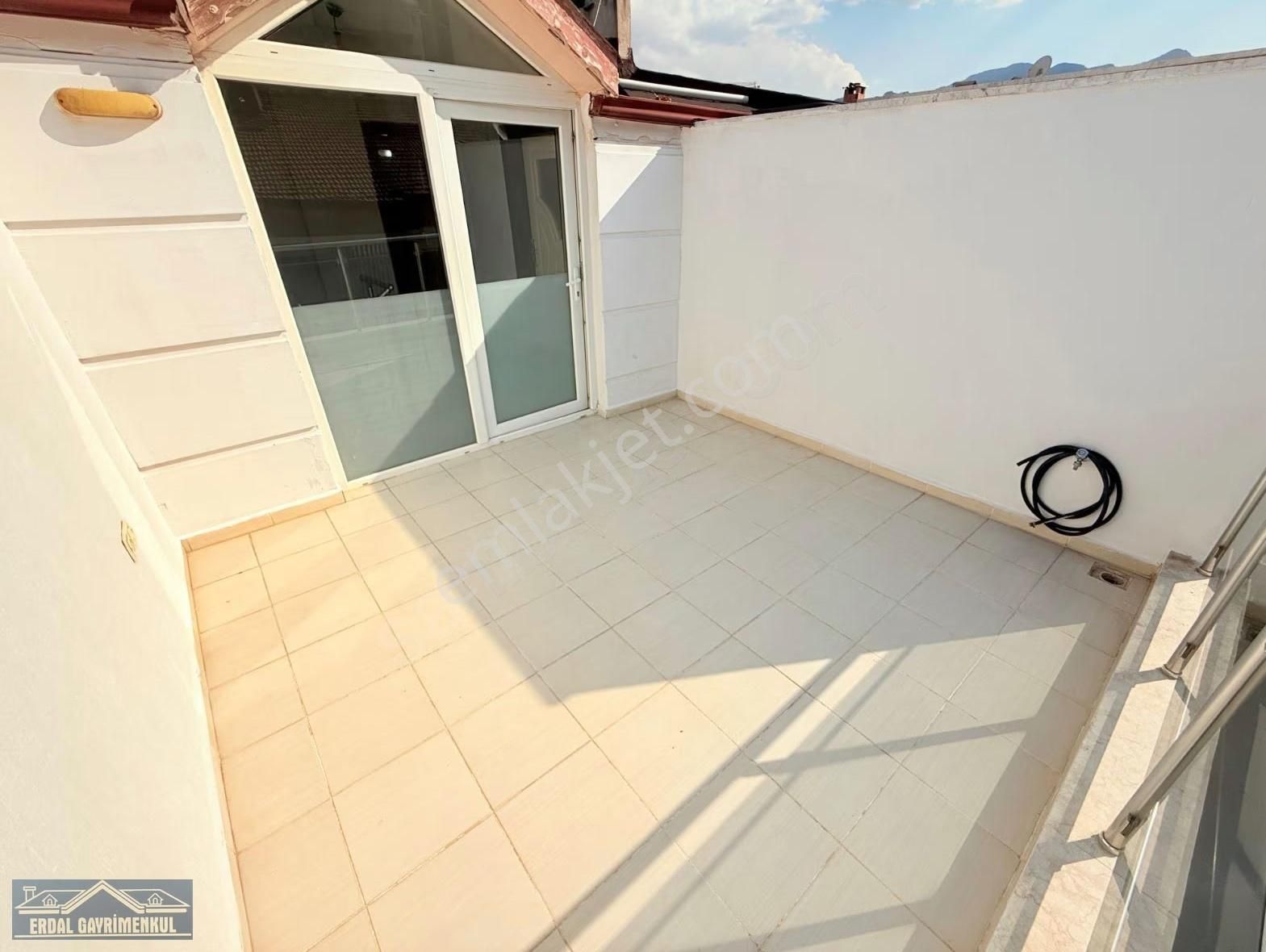 Hacıkaplanlar Mah.dubleks Teraslı 2+1 Daire