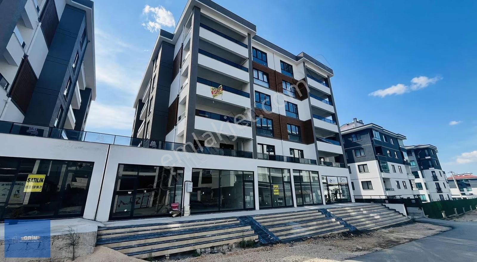 Baylan Armonipark Güvenlik/havuz/k.otopark/120m2 2+1 Satılık