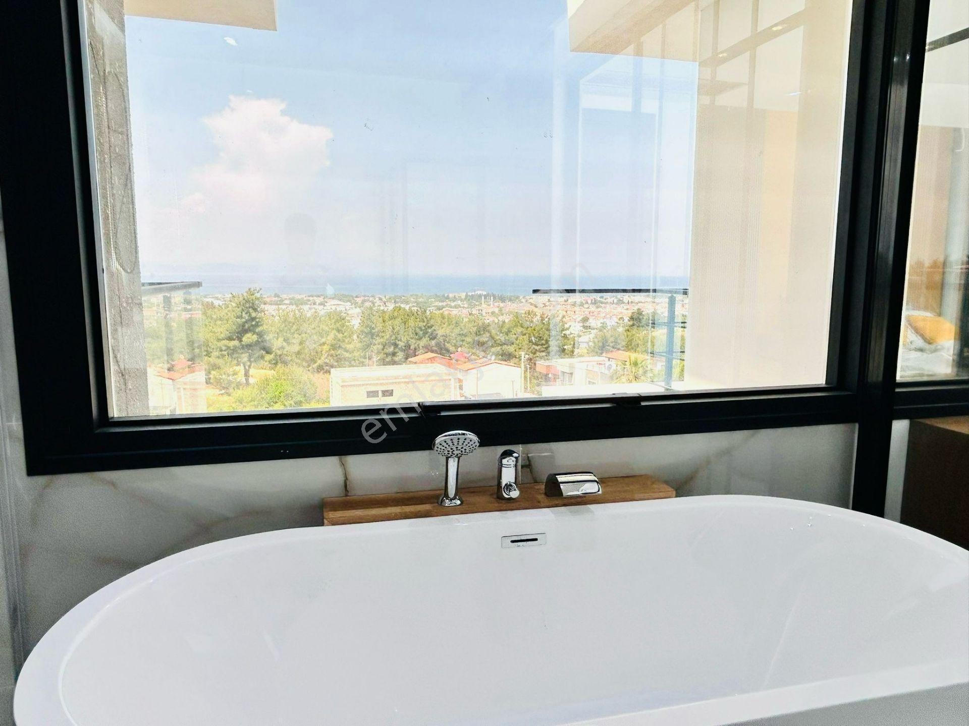 Kuşadası Soğucakta Tam Müstakil 4+2 Deniz Manzaralı Satılık Villa - Görsel 17