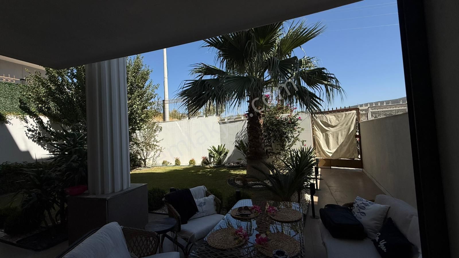 Bornova Atatürk Mah. Homeros Vadisi Manzaralı 7+1 Satılık Villa - Görsel 8