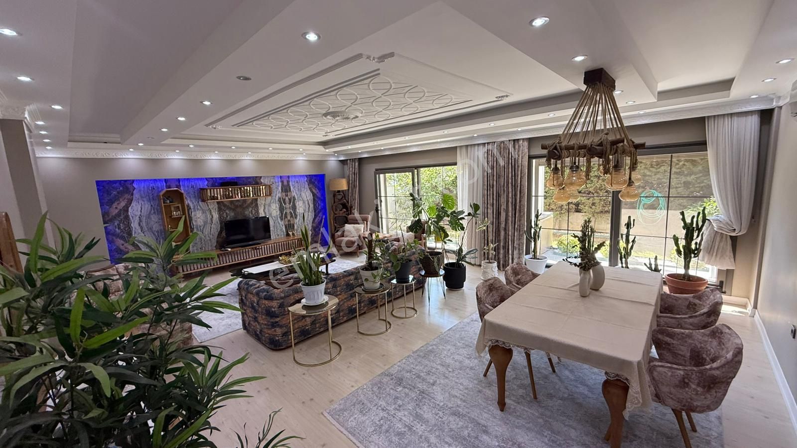 Bornova Atatürk Mah. Homeros Vadisi Manzaralı 7+1 Satılık Villa - Görsel 10