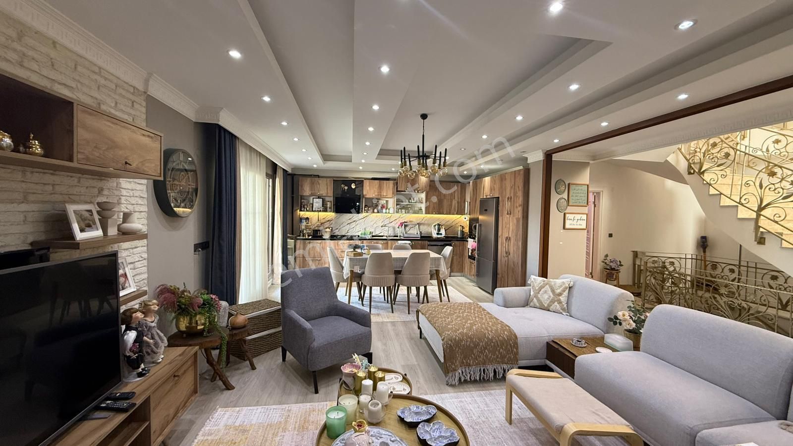 Bornova Atatürk Mah. Homeros Vadisi Manzaralı 7+1 Satılık Villa - Görsel 13