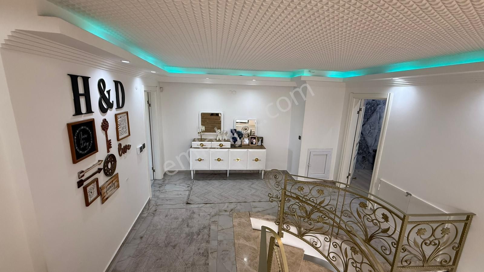 Bornova Atatürk Mah. Homeros Vadisi Manzaralı 7+1 Satılık Villa - Görsel 24