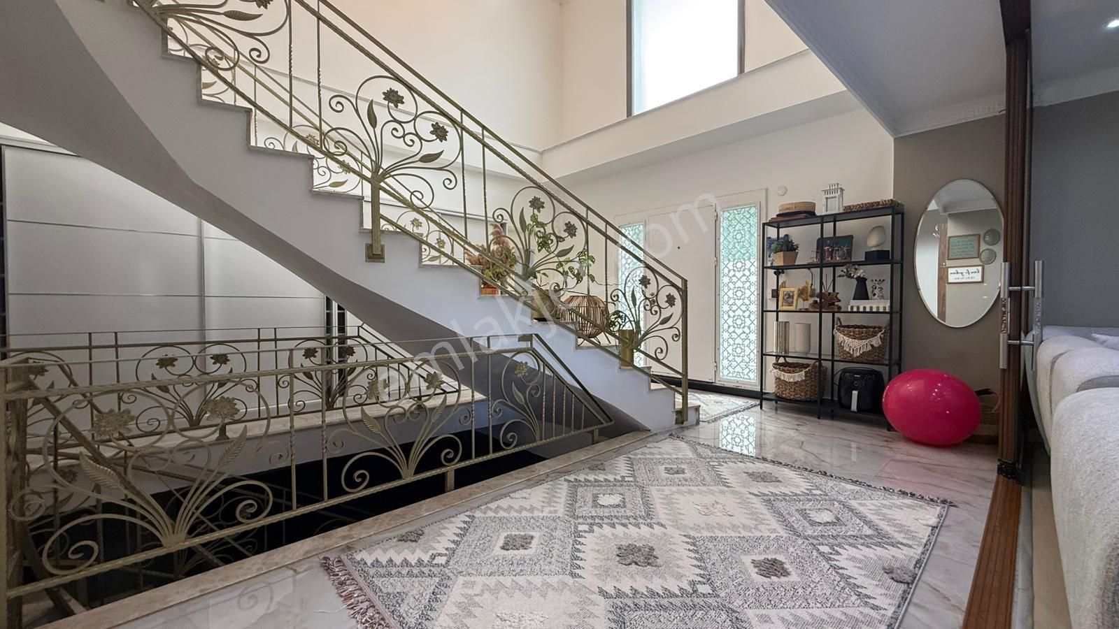 Bornova Atatürk Mah. Homeros Vadisi Manzaralı 7+1 Satılık Villa - Görsel 16