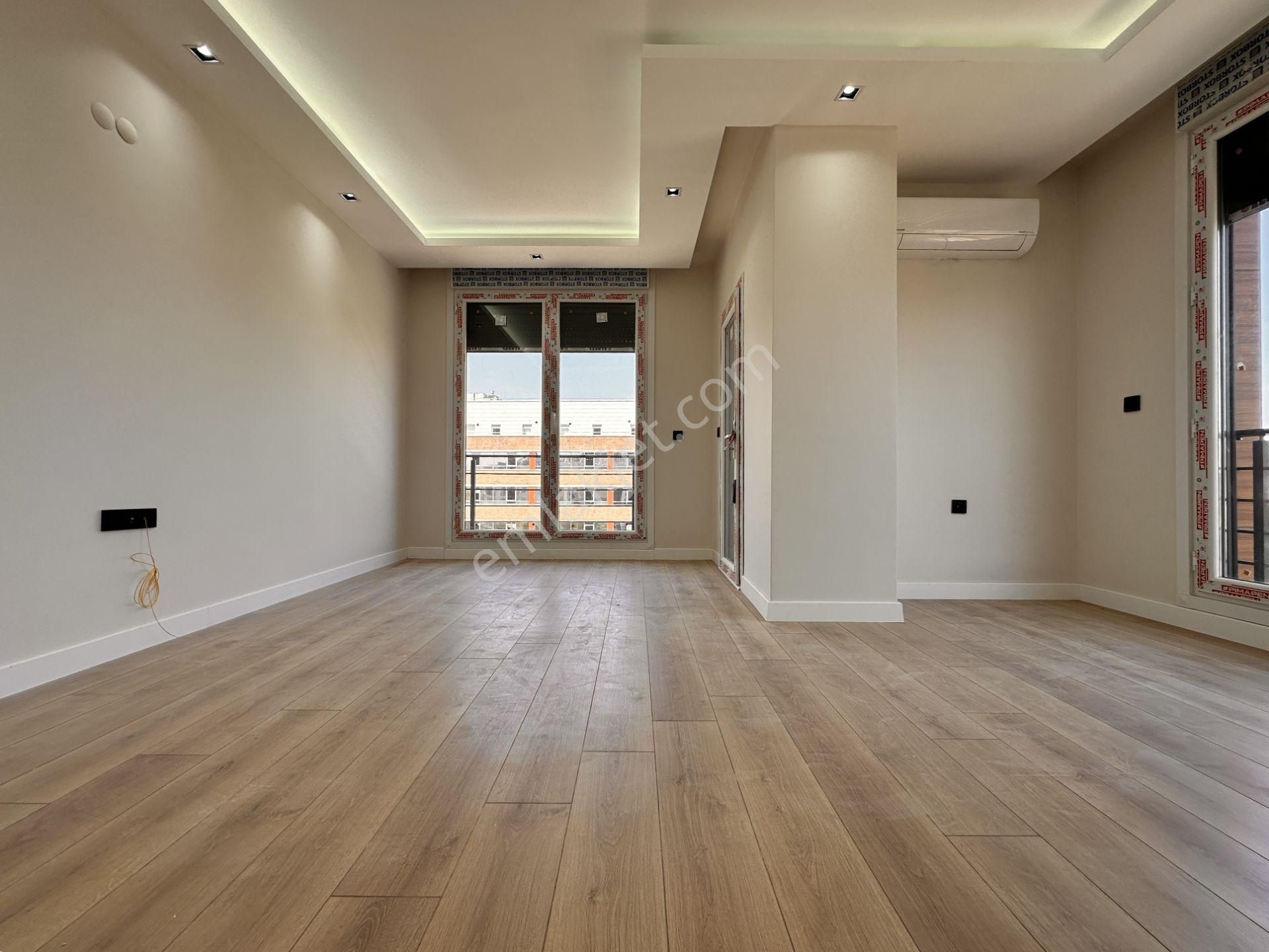 Next House'dan Bahçelievler Merkezde Köşe Konumlu, Sıfır, 5+2 - Görsel 3