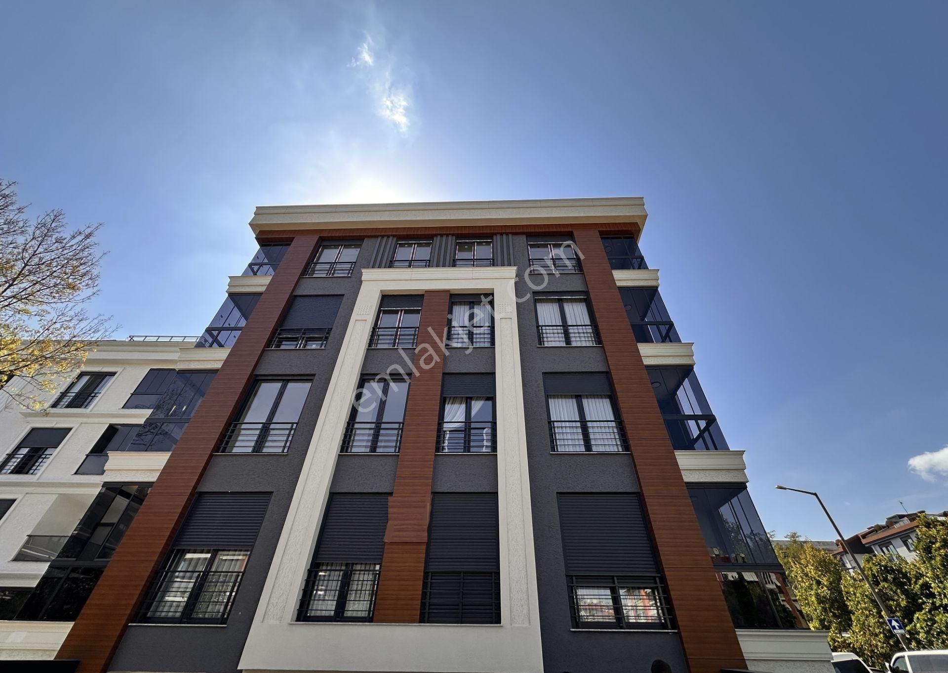 Next House'dan Bahçelievler Merkezde Köşe Konumlu, Sıfır, 5+2 - Görsel 35