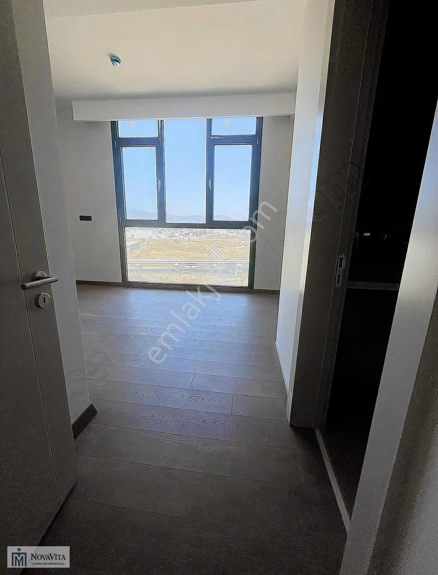 İkon Live 130 M2 Satılık 3+1 Havuz Cephe Daire - Görsel 4