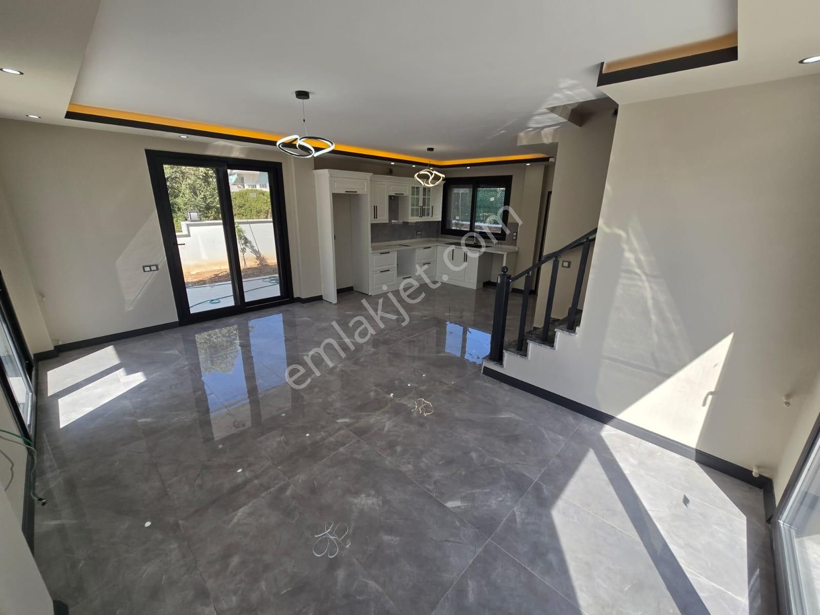 Dıdım Akbük'te Havuzlu, 3+1 Müstakil Sıfır Villa - Kaçırılmayacak Fırsat! - Görsel 11