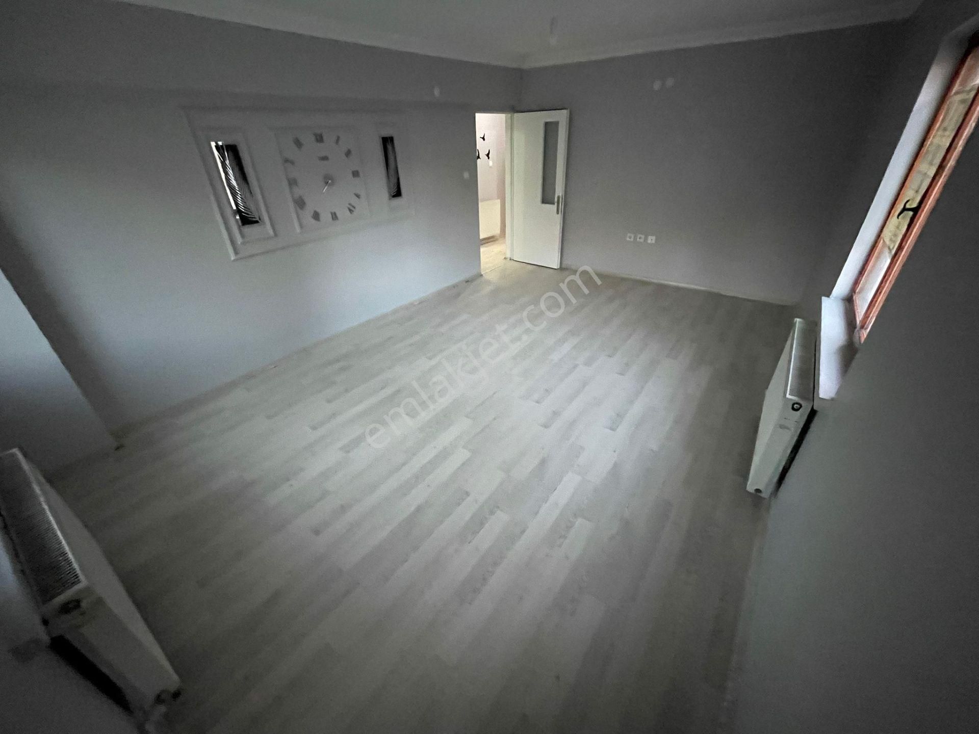 Selçuklu Mah.den 3+1 Bağımsız Ara Kat Çift Balkonlu Daire - Görsel 5