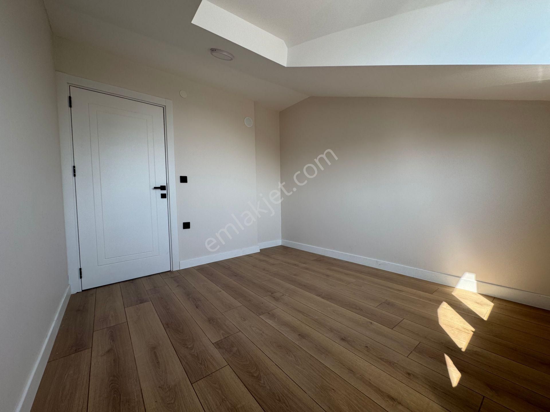 Next House'dan, Bahçelievler Merkez'de, 5+2 210m2 Lüks Daire - Görsel 33