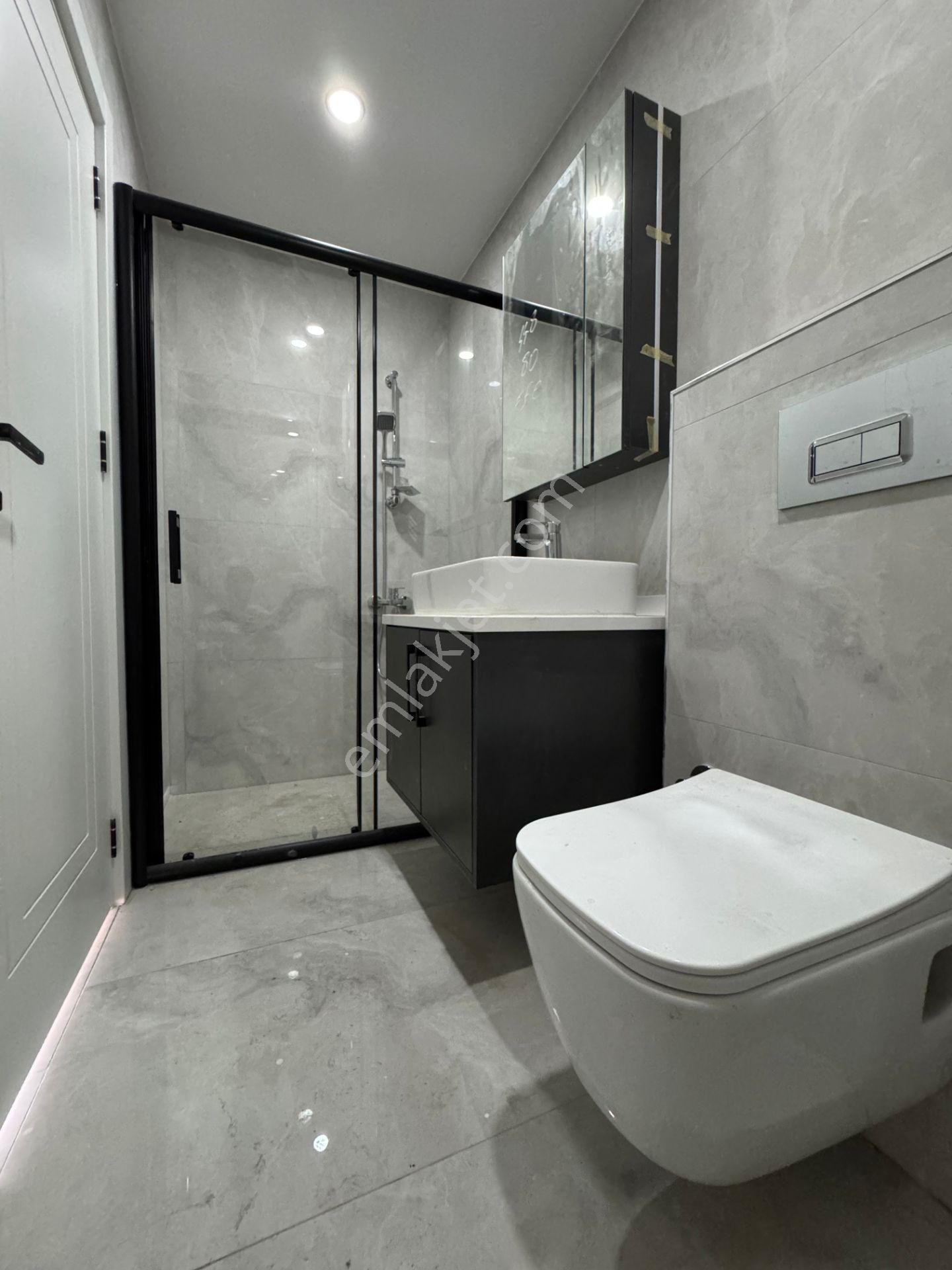 Next House'dan, Bahçelievler Merkez'de, 5+2 210m2 Lüks Daire - Görsel 23