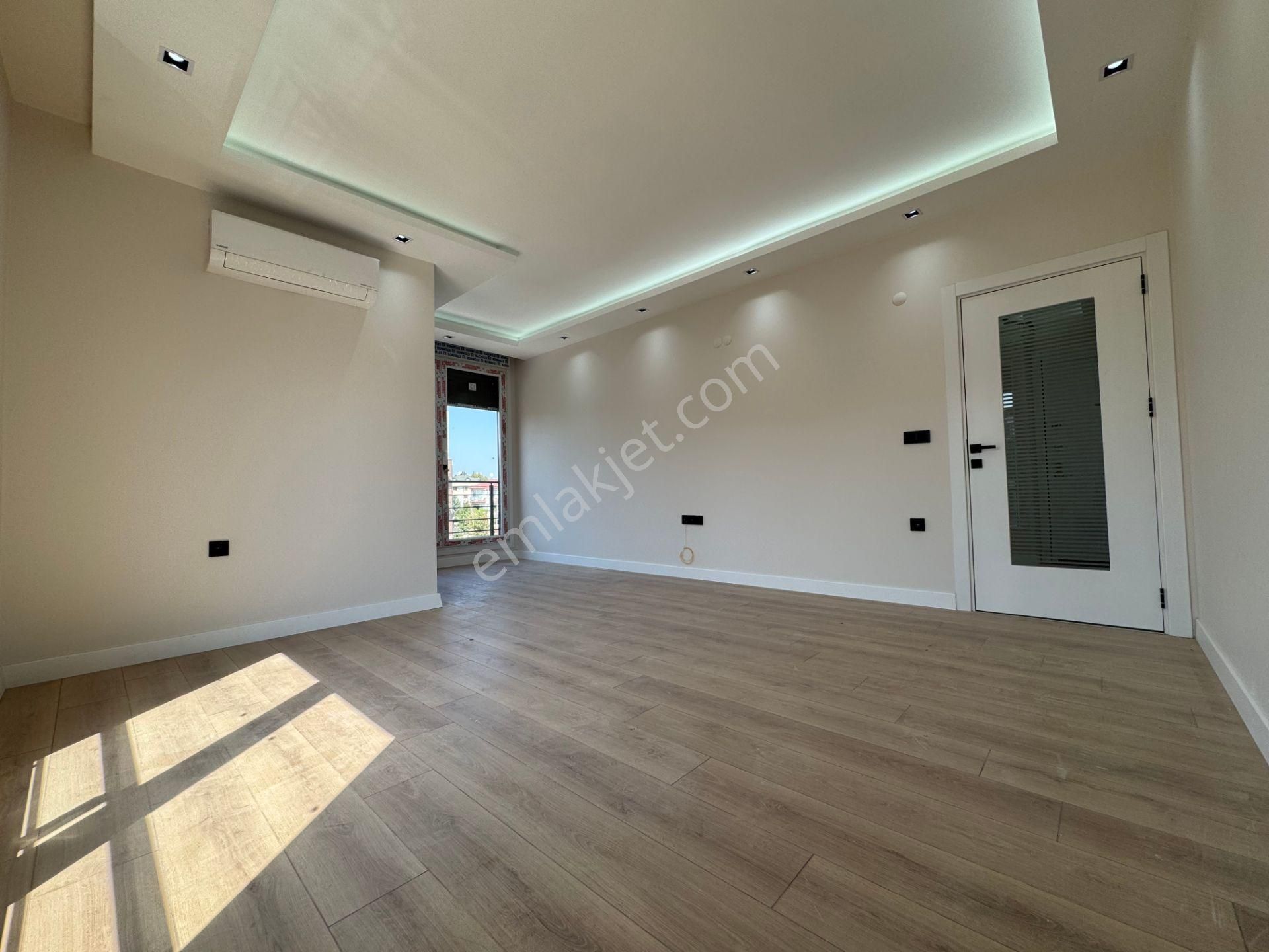 Next House'dan, Bahçelievler Merkez'de, 5+2 210m2 Lüks Daire - Görsel 4