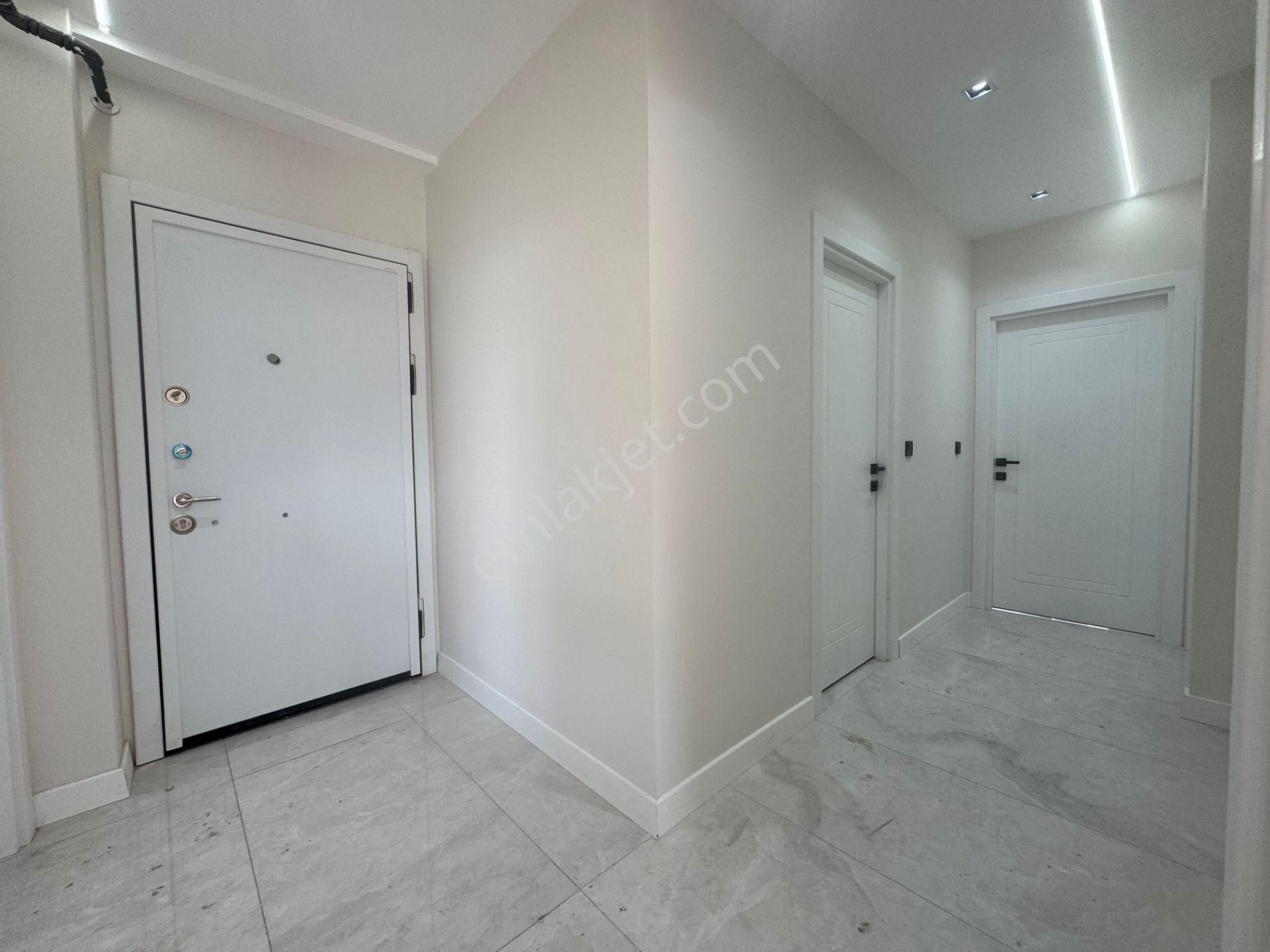 Next House'dan, Bahçelievler Merkez'de, 5+2 210m2 Lüks Daire - Görsel 25