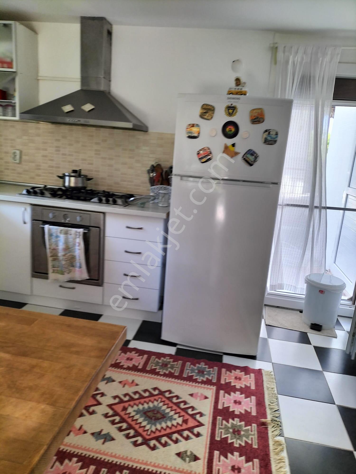 Çeşme Çiftlikköy Havuzlu Sitede Satılık Dubleks - Görsel 15