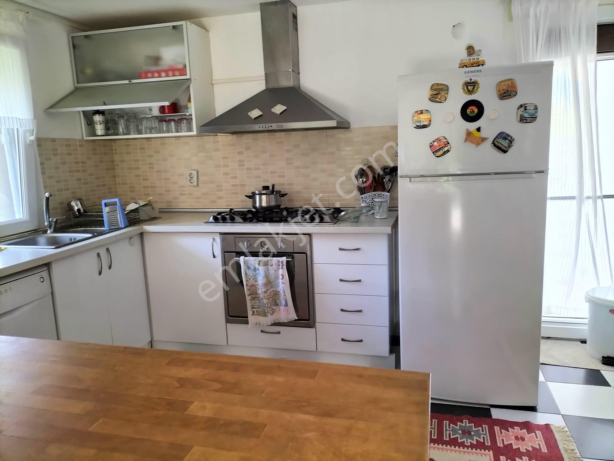Çeşme Çiftlikköy Havuzlu Sitede Satılık Dubleks - Görsel 13