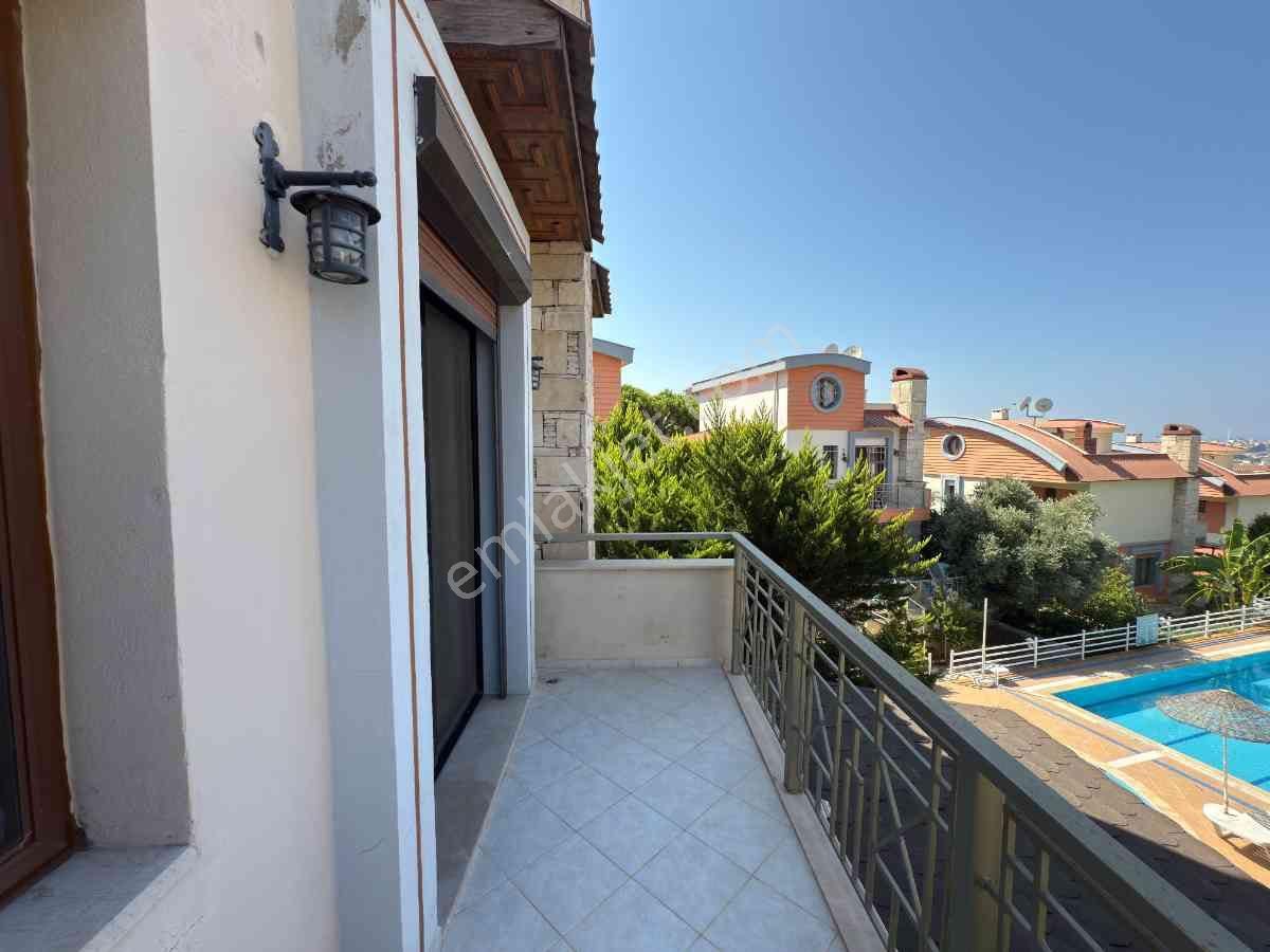 Kuşadası Marina Bölgesi Raınbow Villaları Satılık 6+1 Deniz Manzaralı Villa - Görsel 21