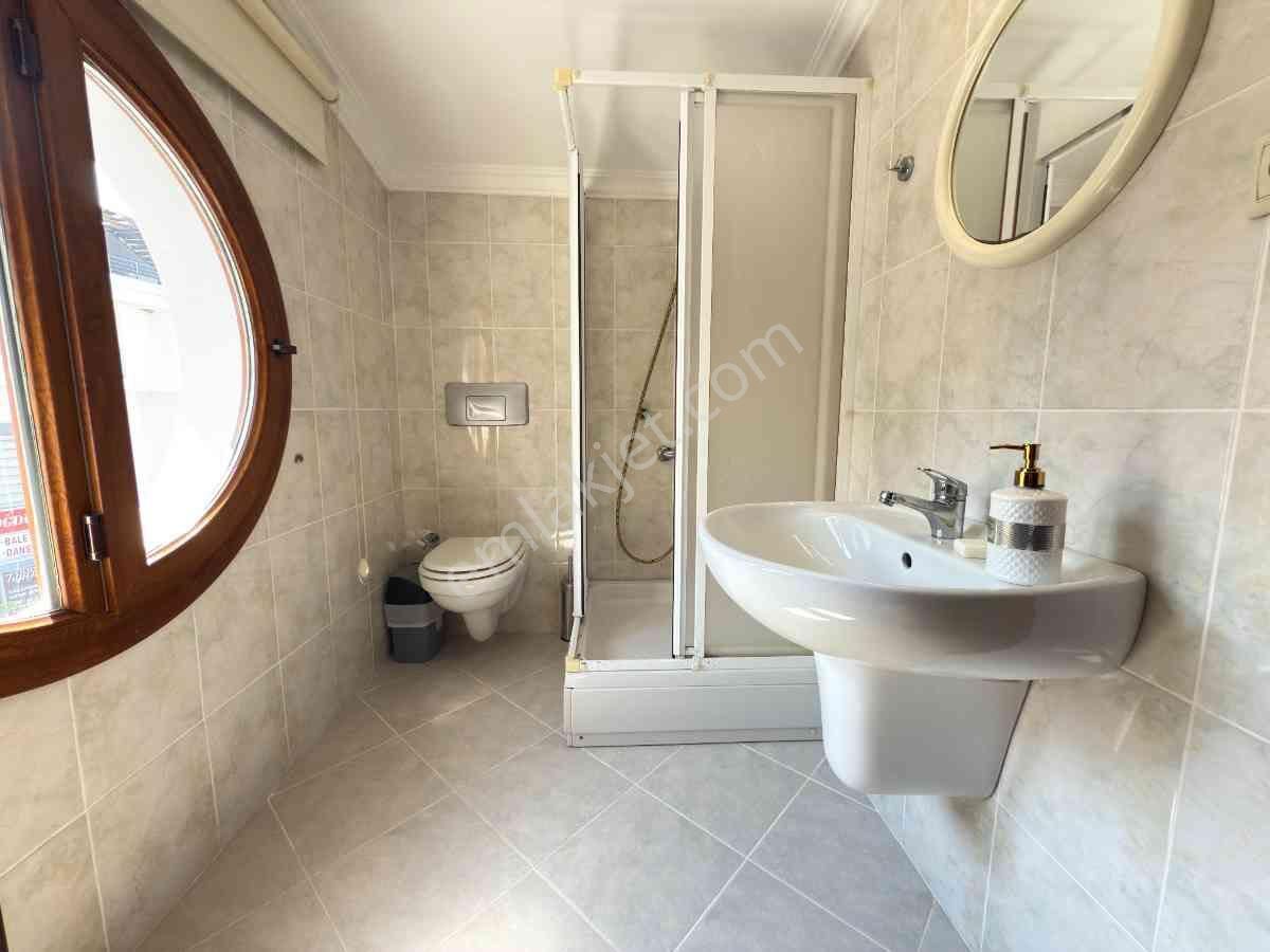 Kuşadası Marina Bölgesi Raınbow Villaları Satılık 6+1 Deniz Manzaralı Villa - Görsel 35