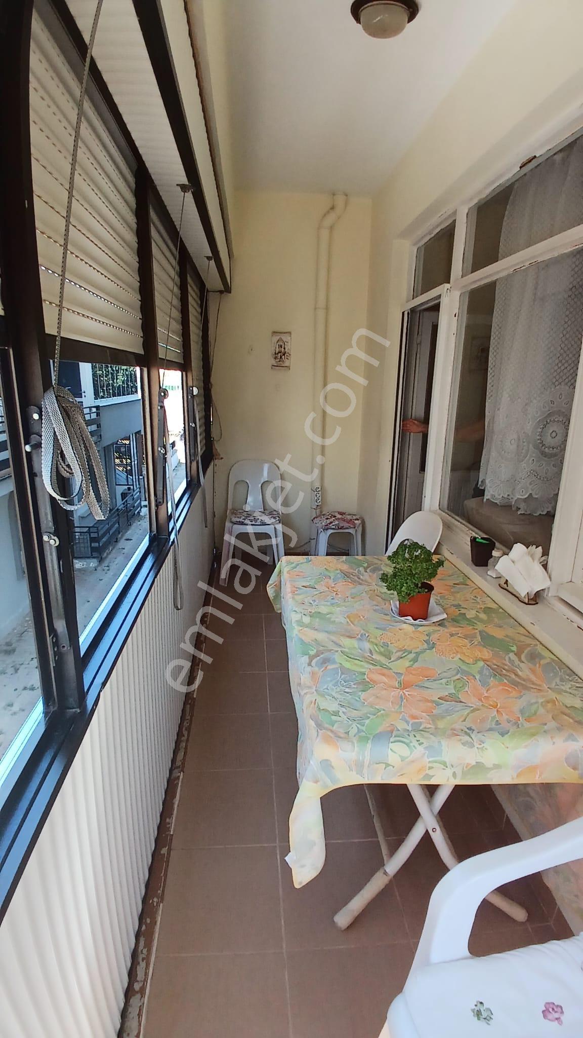 M.ereğlisi-yeniçiftlik-yakamoz Sitesi'nde Full Eşyalı (3+1) Satılık Daire