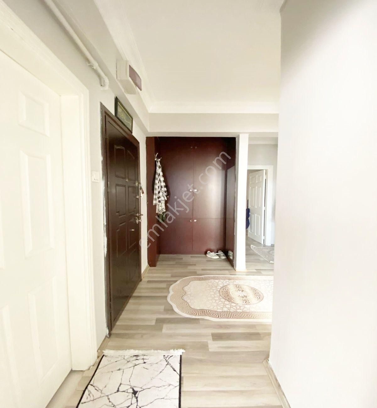 Avcılar Ambarlı Mahallesinde Cadde Üzeri 3+1 Ferah Satılık Daire - Görsel 26