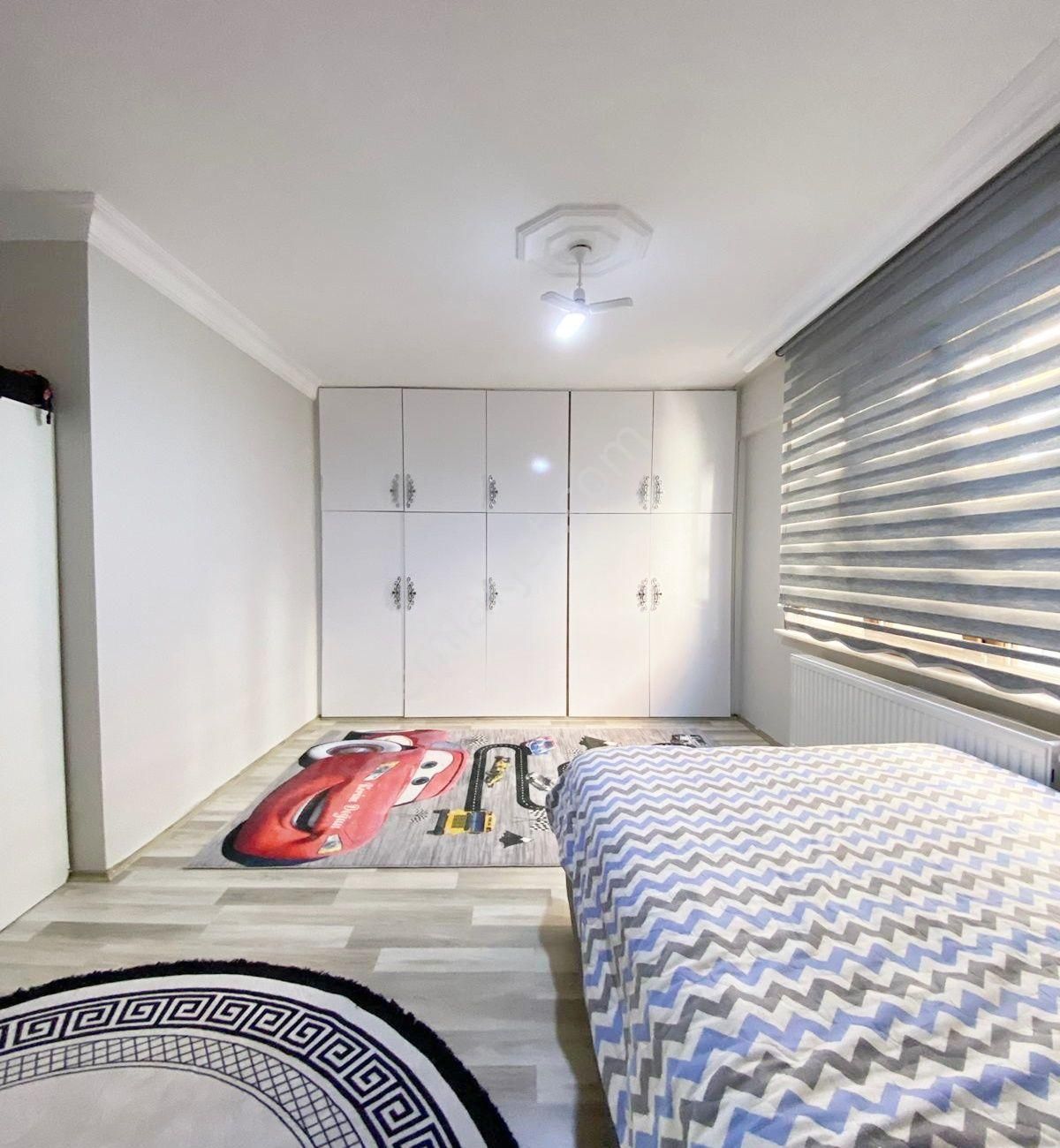 Avcılar Ambarlı Mahallesinde Cadde Üzeri 3+1 Ferah Satılık Daire - Görsel 4