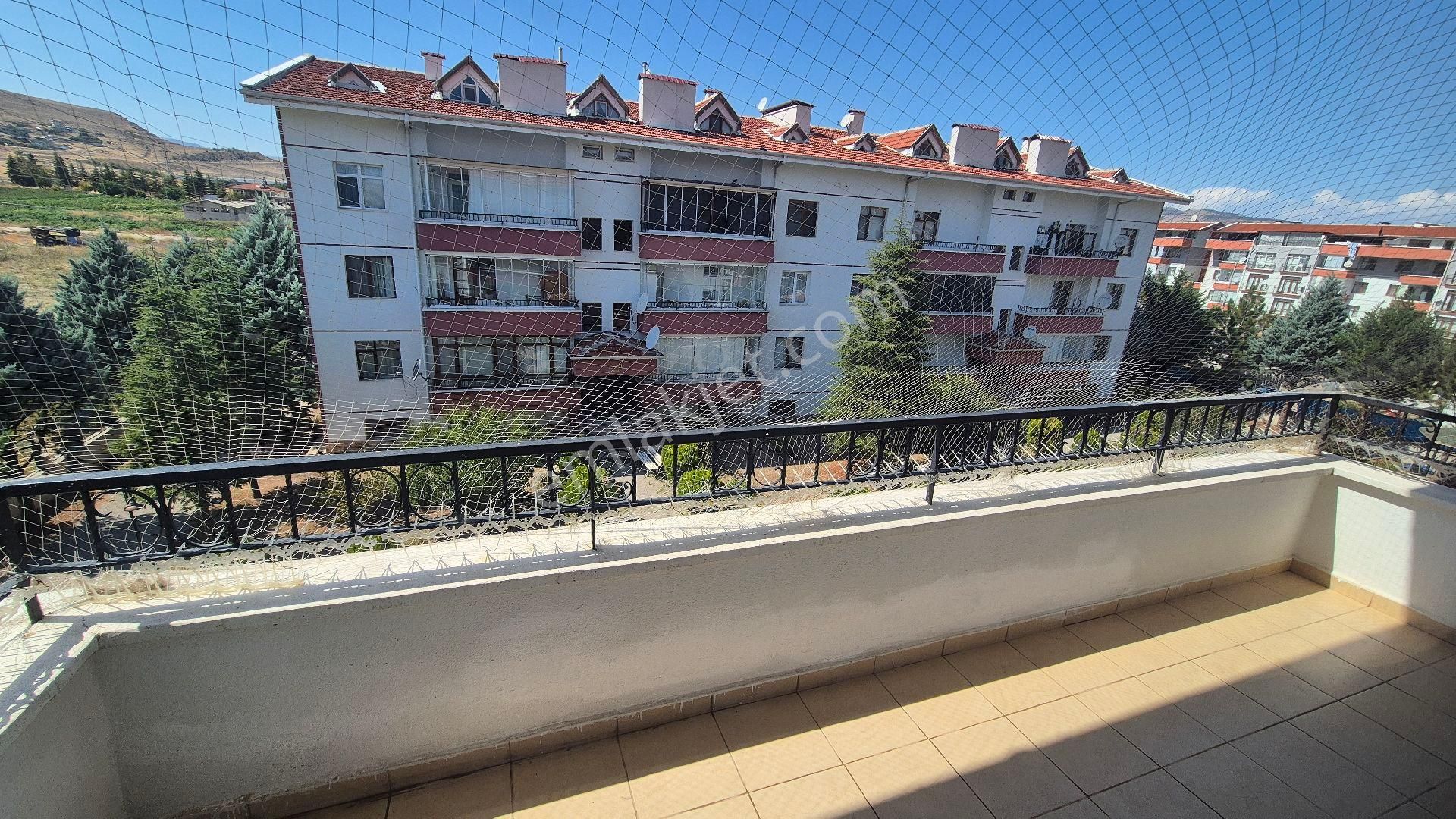 Mehmet Özdemir 'den 3+1 Dublex 215 M2 Kullanışlı Daire - Görsel 24