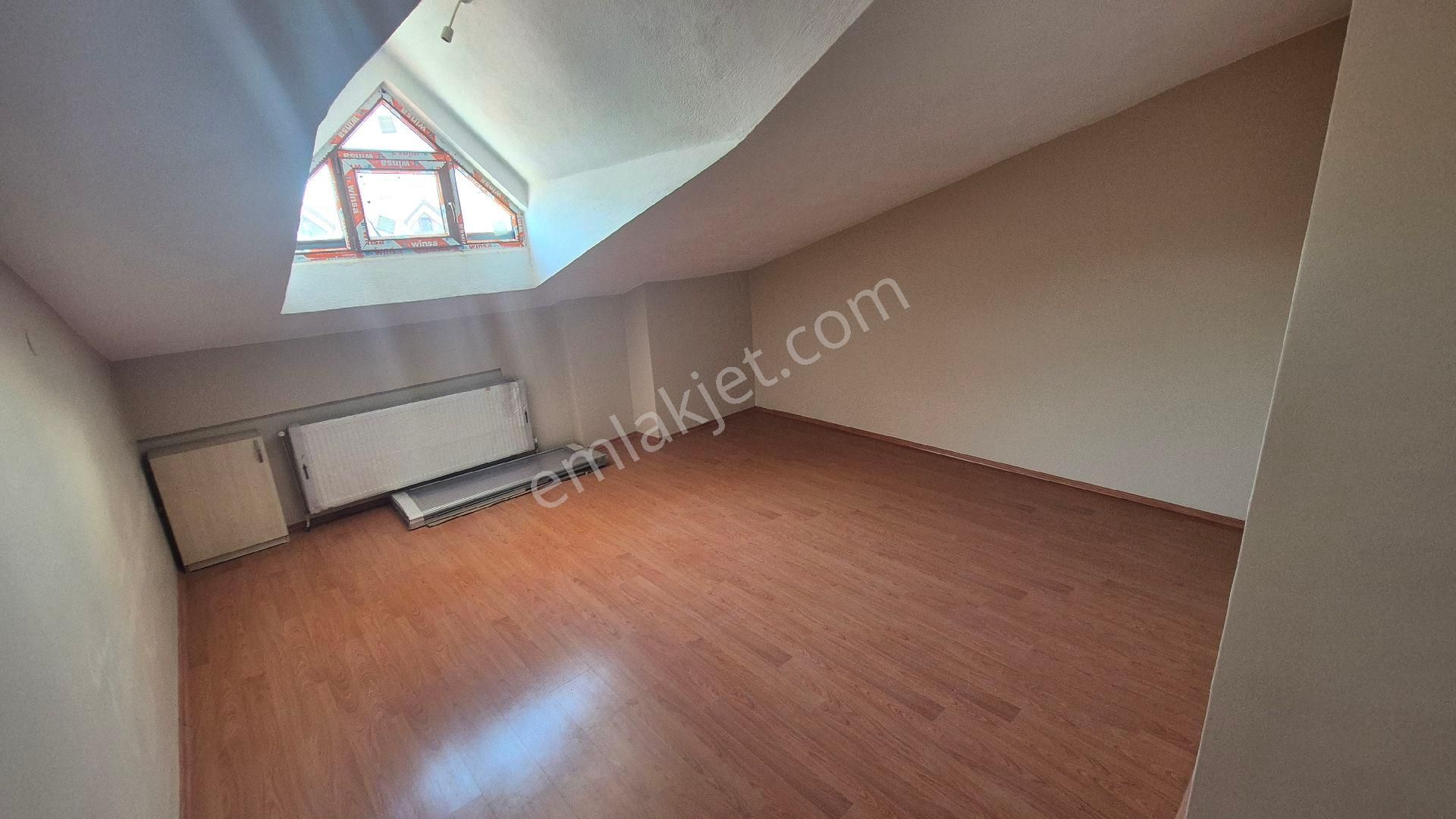 Mehmet Özdemir 'den 3+1 Dublex 215 M2 Kullanışlı Daire - Görsel 13