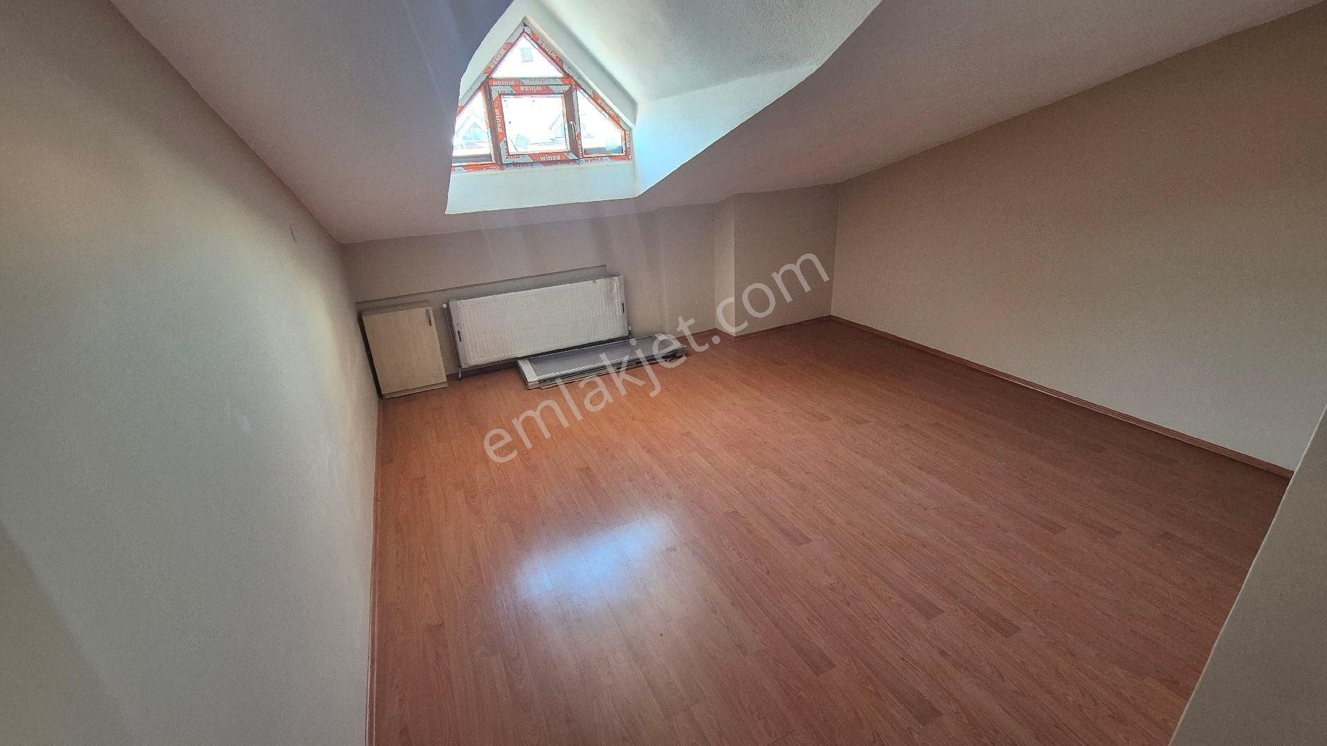 Mehmet Özdemir 'den 3+1 Dublex 215 M2 Kullanışlı Daire - Görsel 15