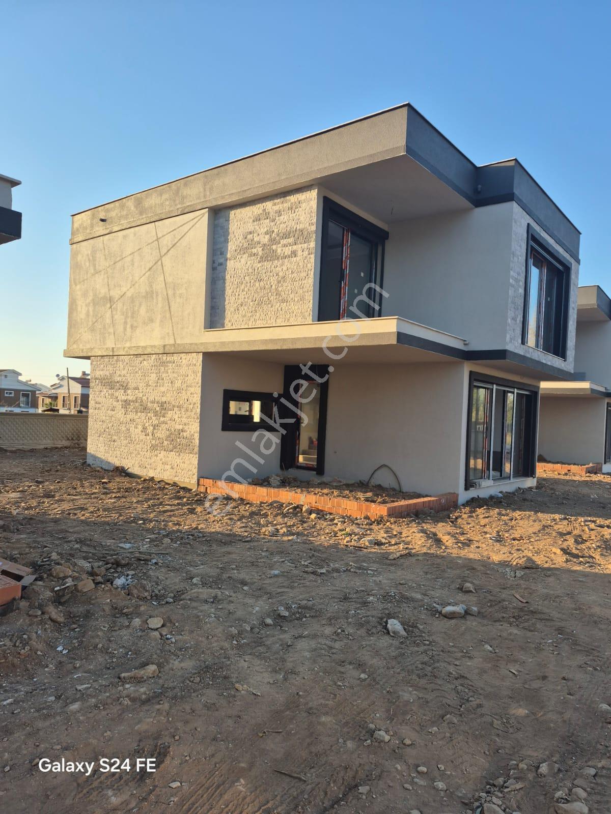 Kuşadası Güzelçamlı Mahallesinde Satılık Sıfır Villa - Görsel 32
