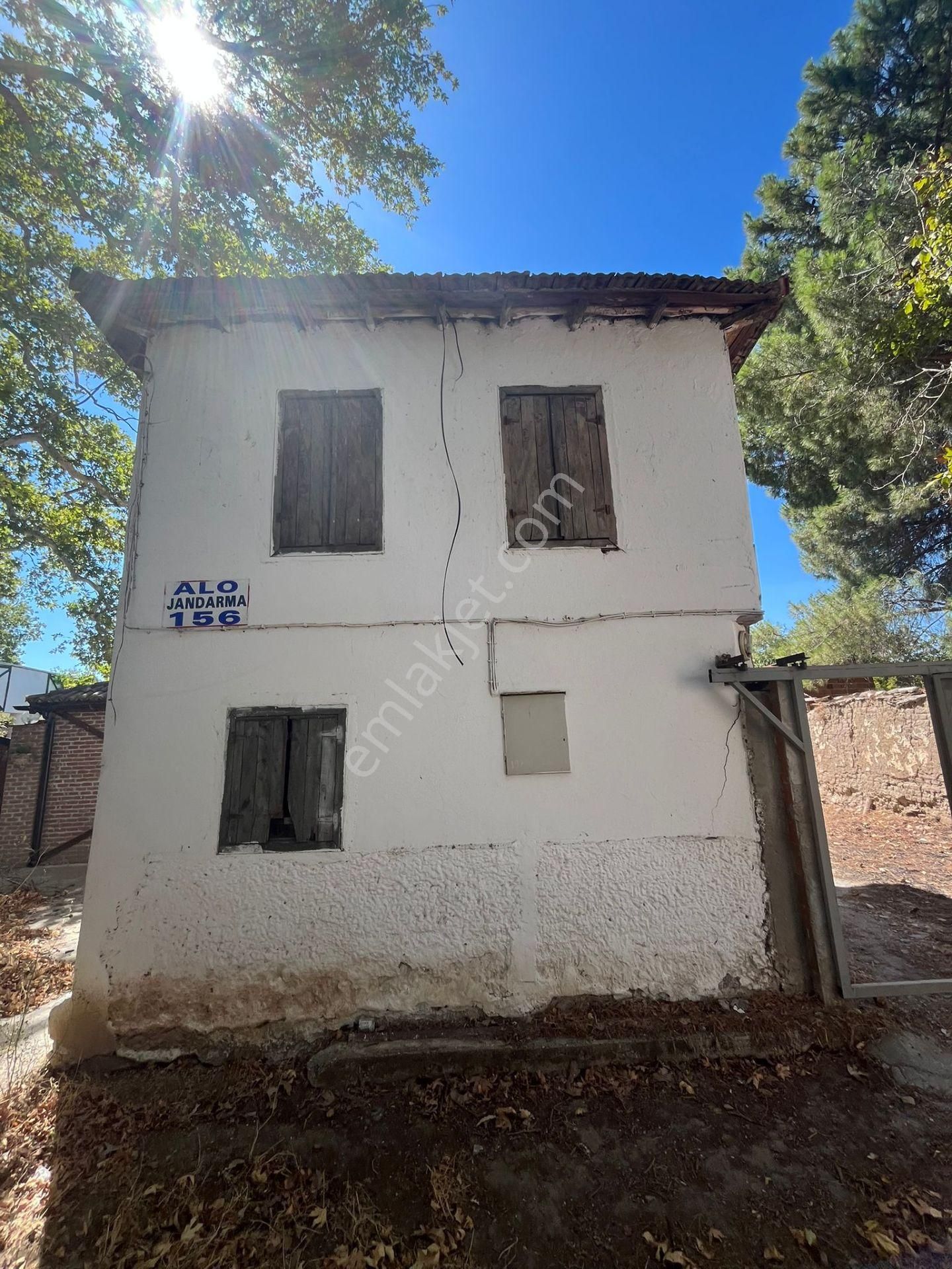 Bergama Bağlarda Süper Konum Ev Ve Arazi 1900 Metrekare - Görsel 22