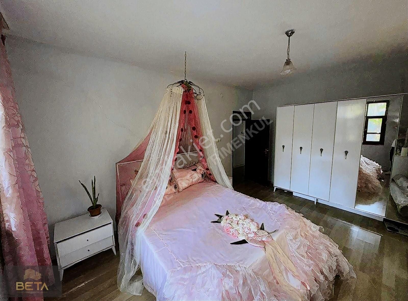 Yüreğir Sarıcam Mh Caddeye Yürme Mesafesi 2+1 Bahçeli Mustakil - Görsel 16