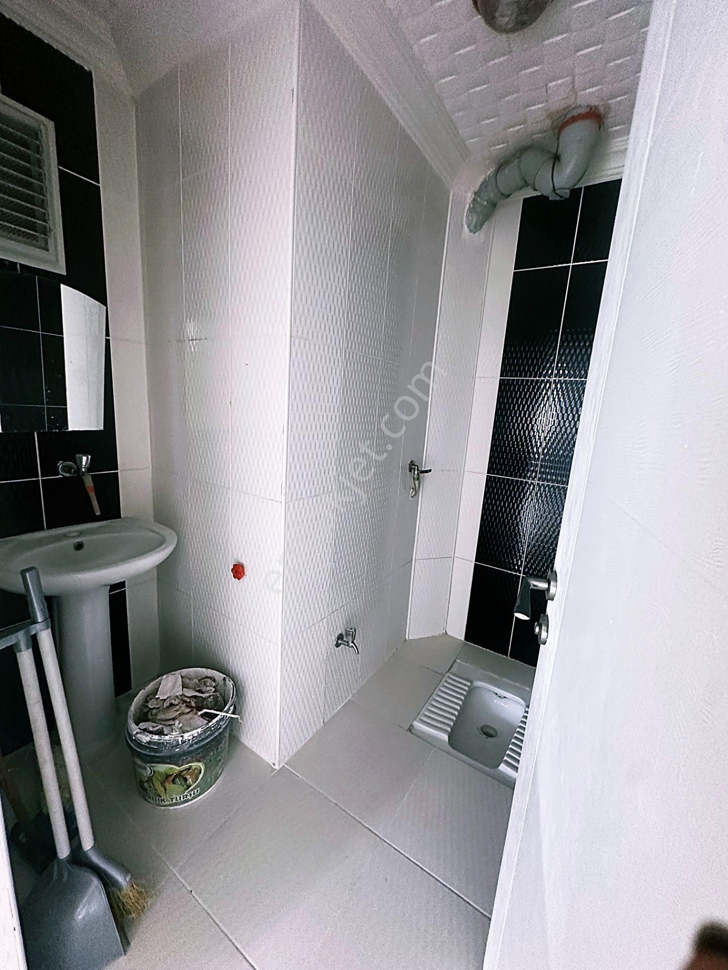 Cihandan Dedekorkut İlkokulu Yakını 4+1 1.katta Masrafsız Daire - Görsel 30