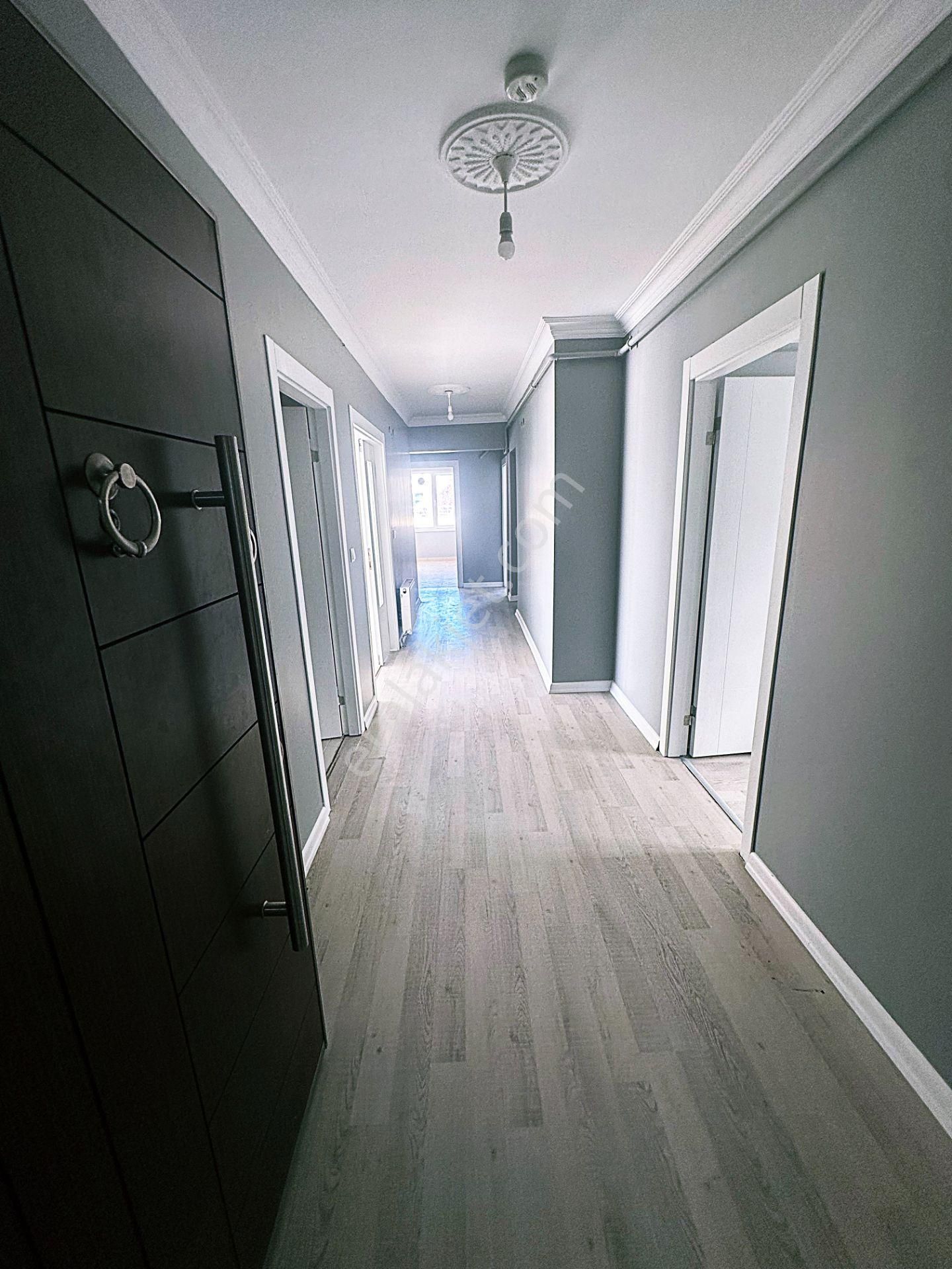 Cihandan Dedekorkut İlkokulu Yakını 4+1 1.katta Masrafsız Daire - Görsel 31