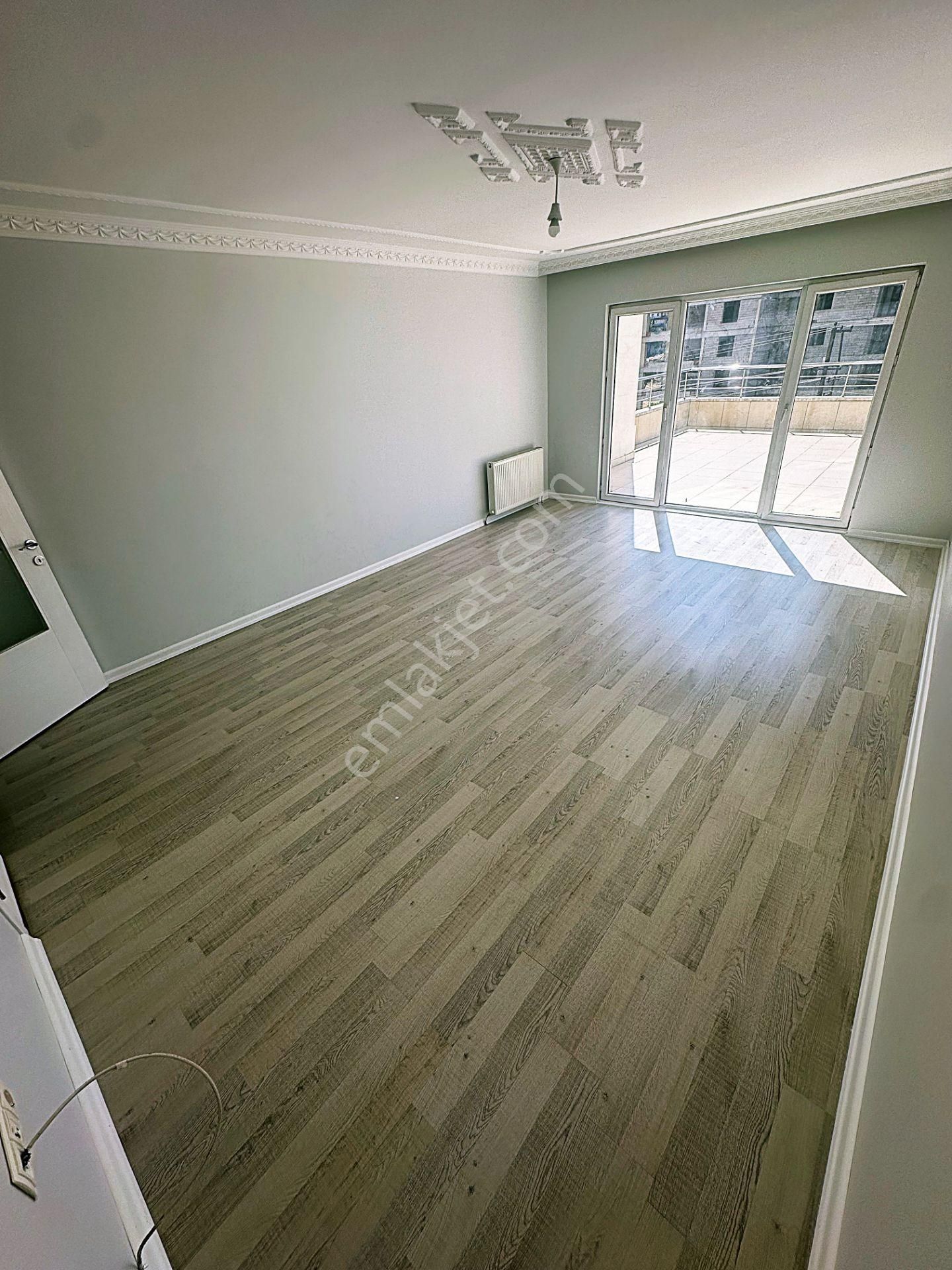 Cihandan Dedekorkut İlkokulu Yakını 4+1 1.katta Masrafsız Daire - Görsel 8