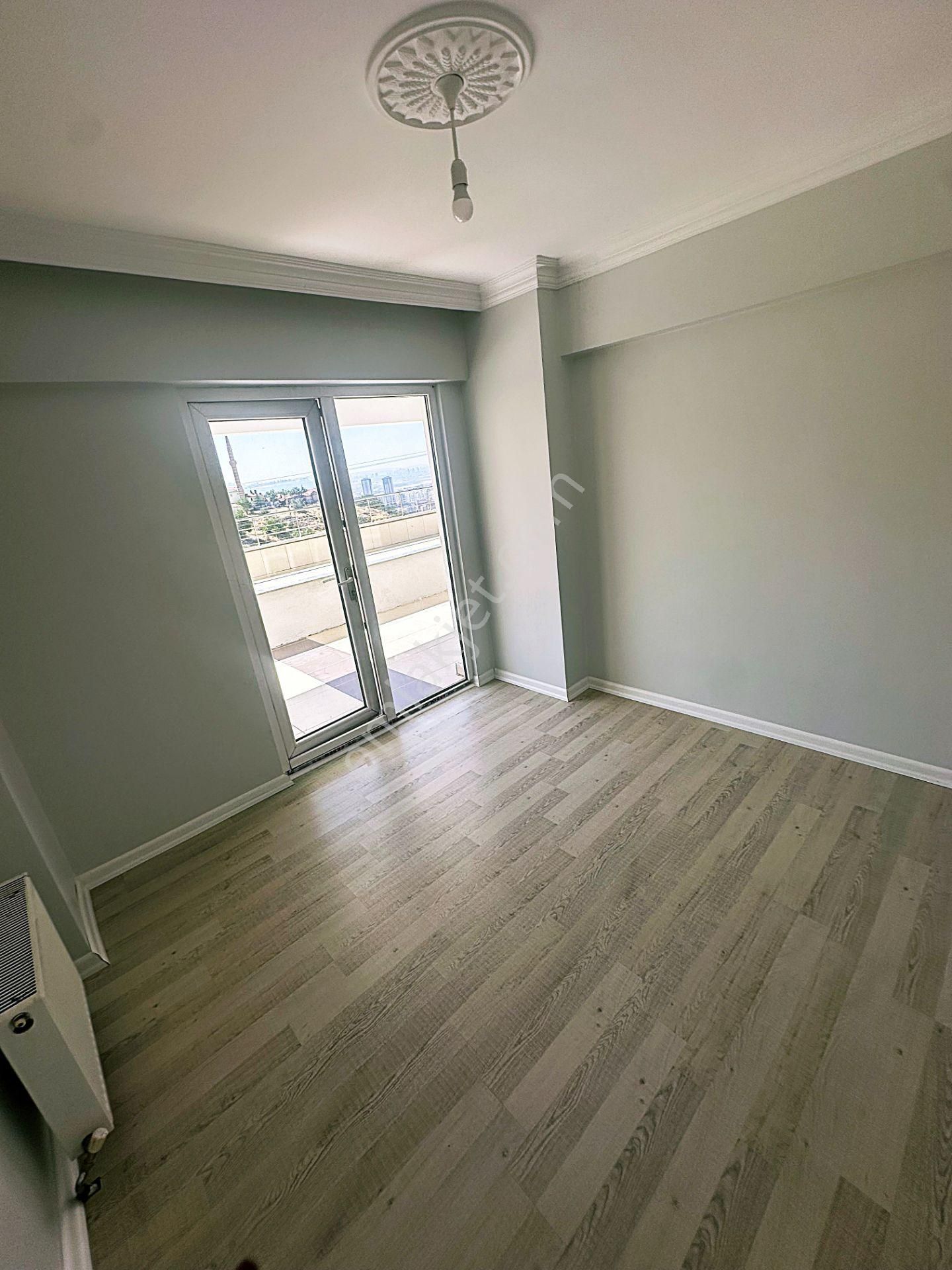 Cihandan Dedekorkut İlkokulu Yakını 4+1 1.katta Masrafsız Daire - Görsel 21