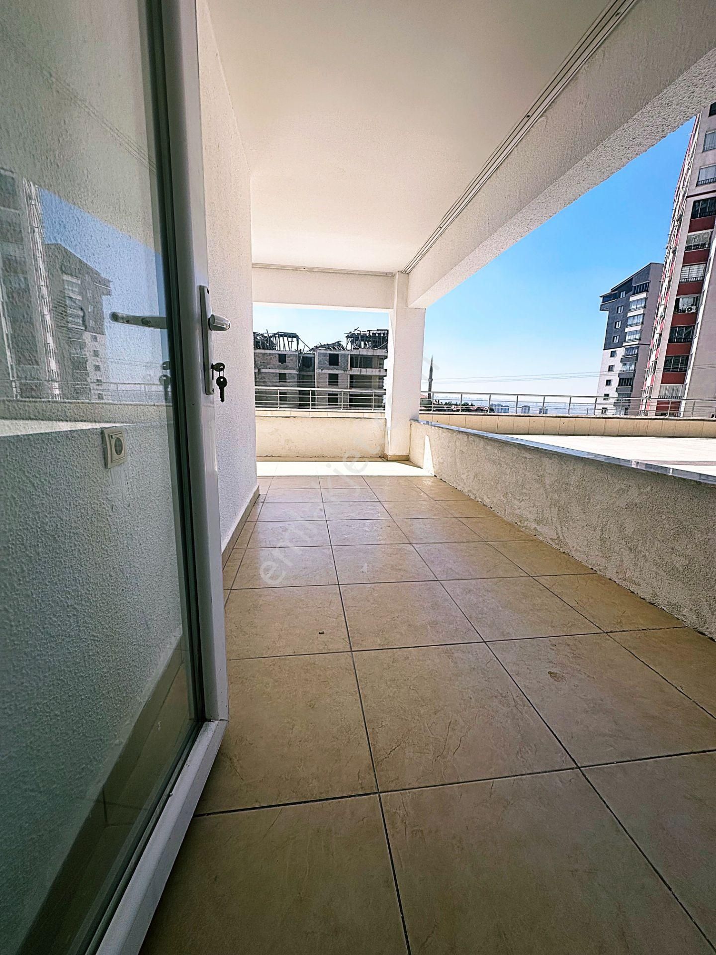 Cihandan Dedekorkut İlkokulu Yakını 4+1 1.katta Masrafsız Daire - Görsel 27