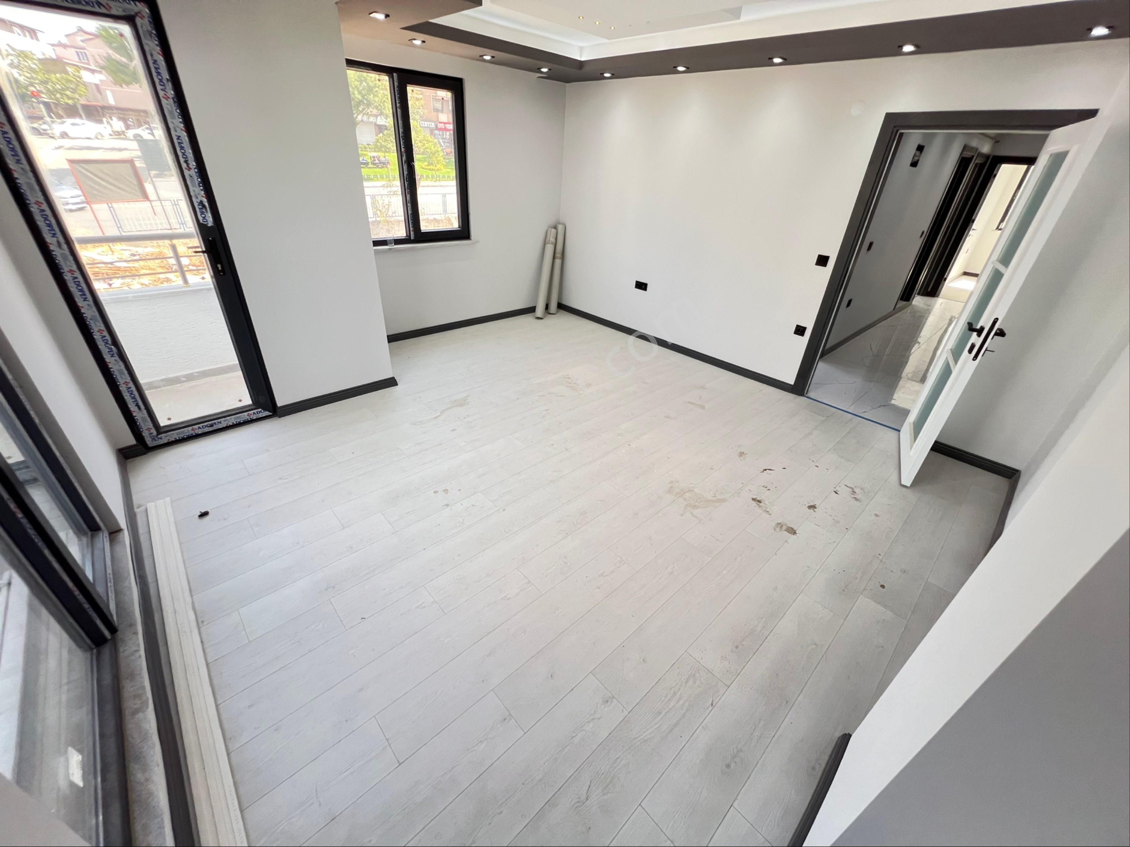 Vizyon Emlak'tan Tuzla Cd 90 M2 Arakat 2+1 Ebeveyn Banyolu Daire - Görsel 2